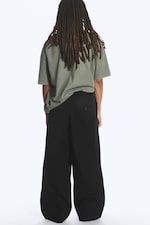 Svart - Otis Baggy Plisserte Twill Chinos - 3