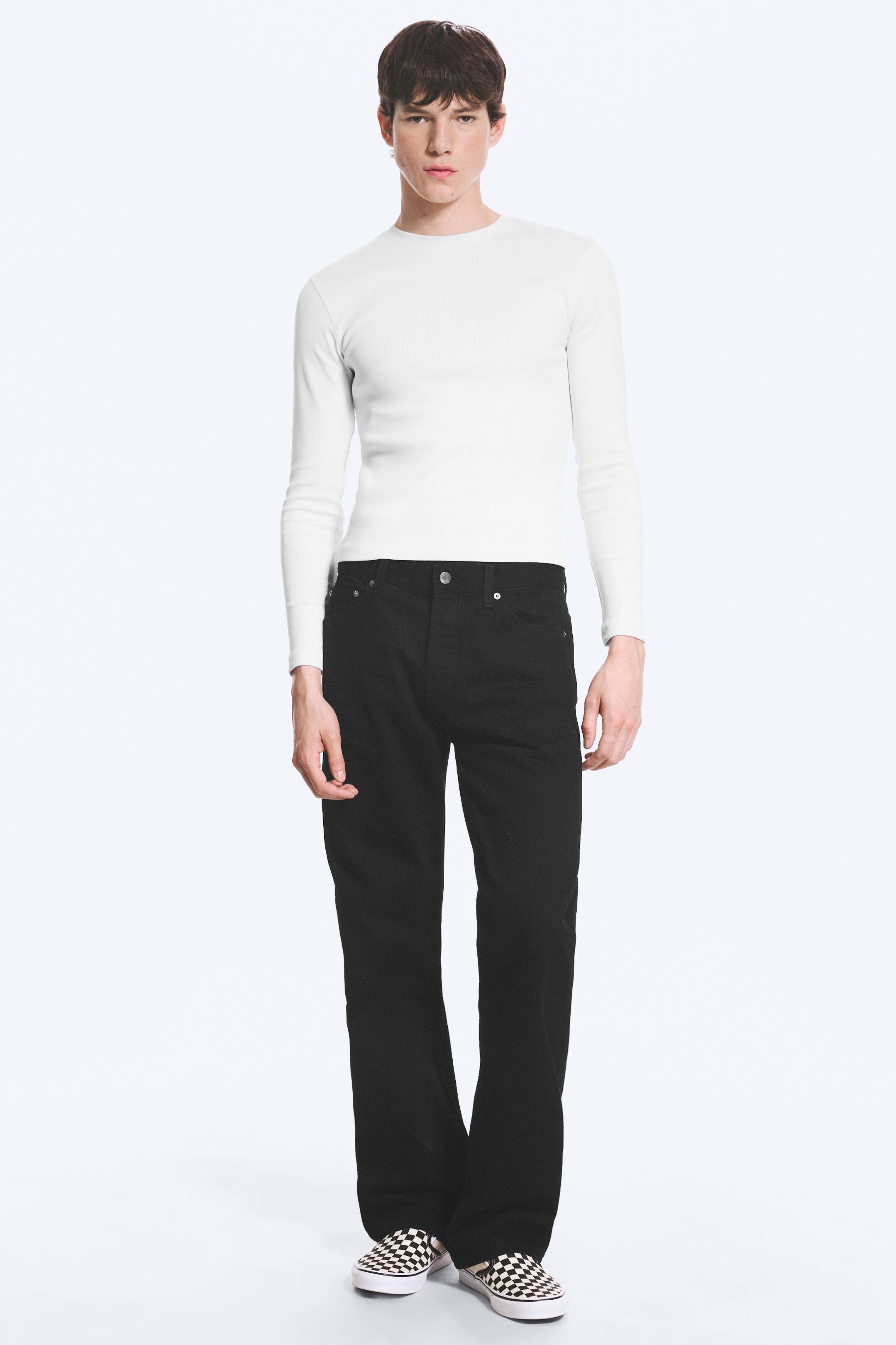 Größeres Bild anzeigen:  SPACE MID WAIST RELAXED STRAIGHT JEANS - Black Rinse - Schwarz - Men | H&M AT 1