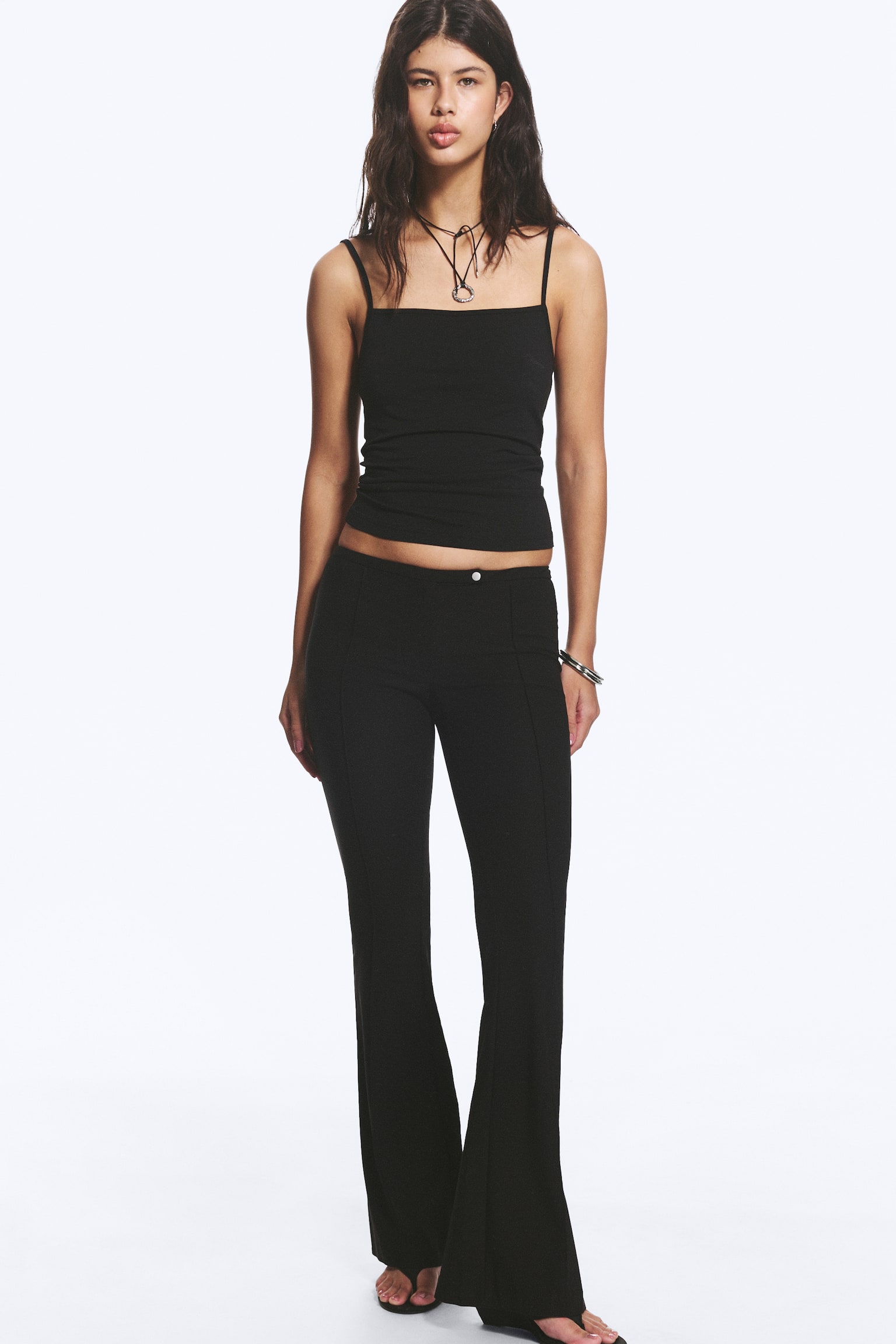 Skinny Flared-Hose mit niedrigem Bund - Schwarz/Dunkles Khakigrün/Beige - 1