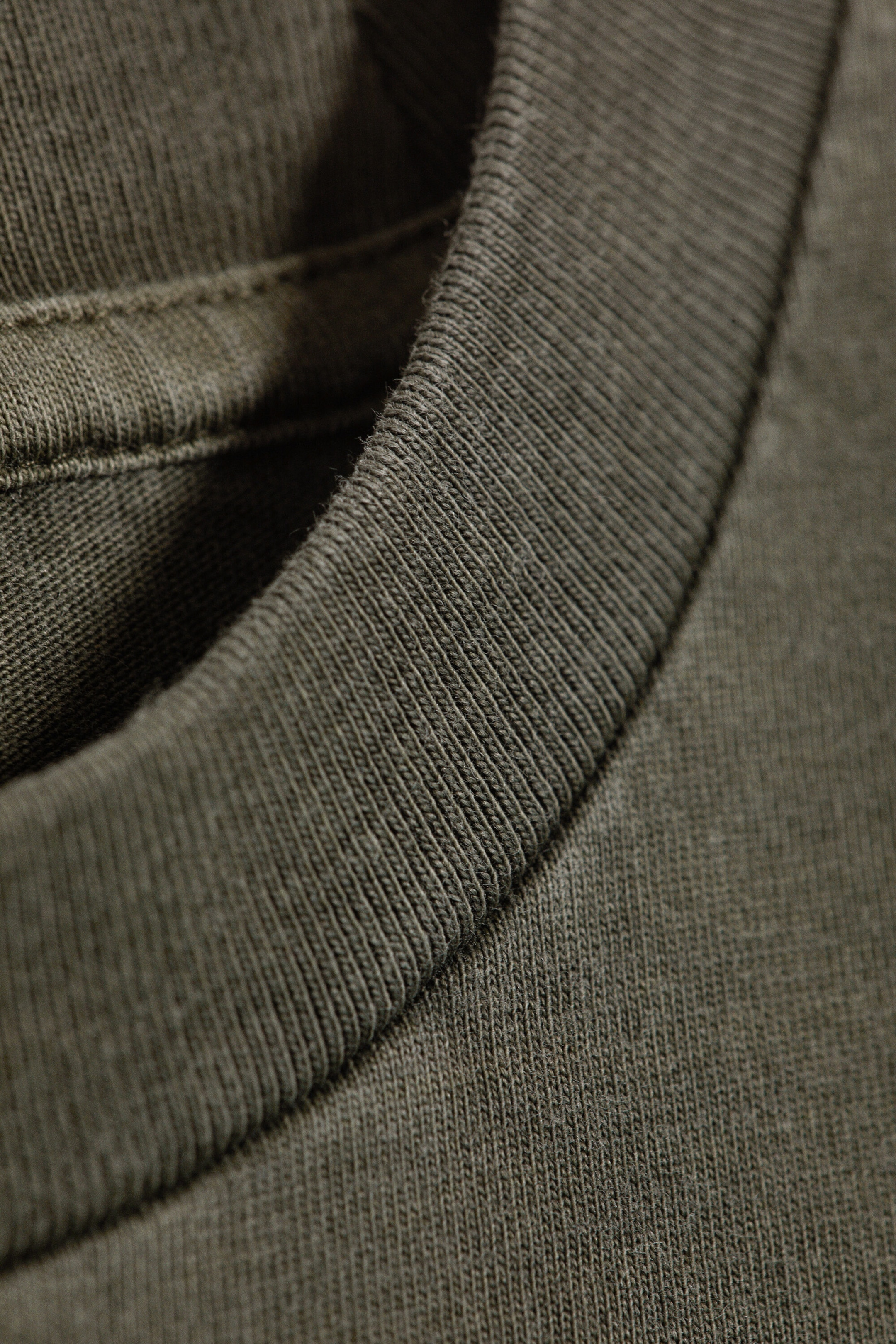 Gewaschenes dunkles Khakigrün - Lockeres, quadratisches Baumwoll-Tanktop - 4