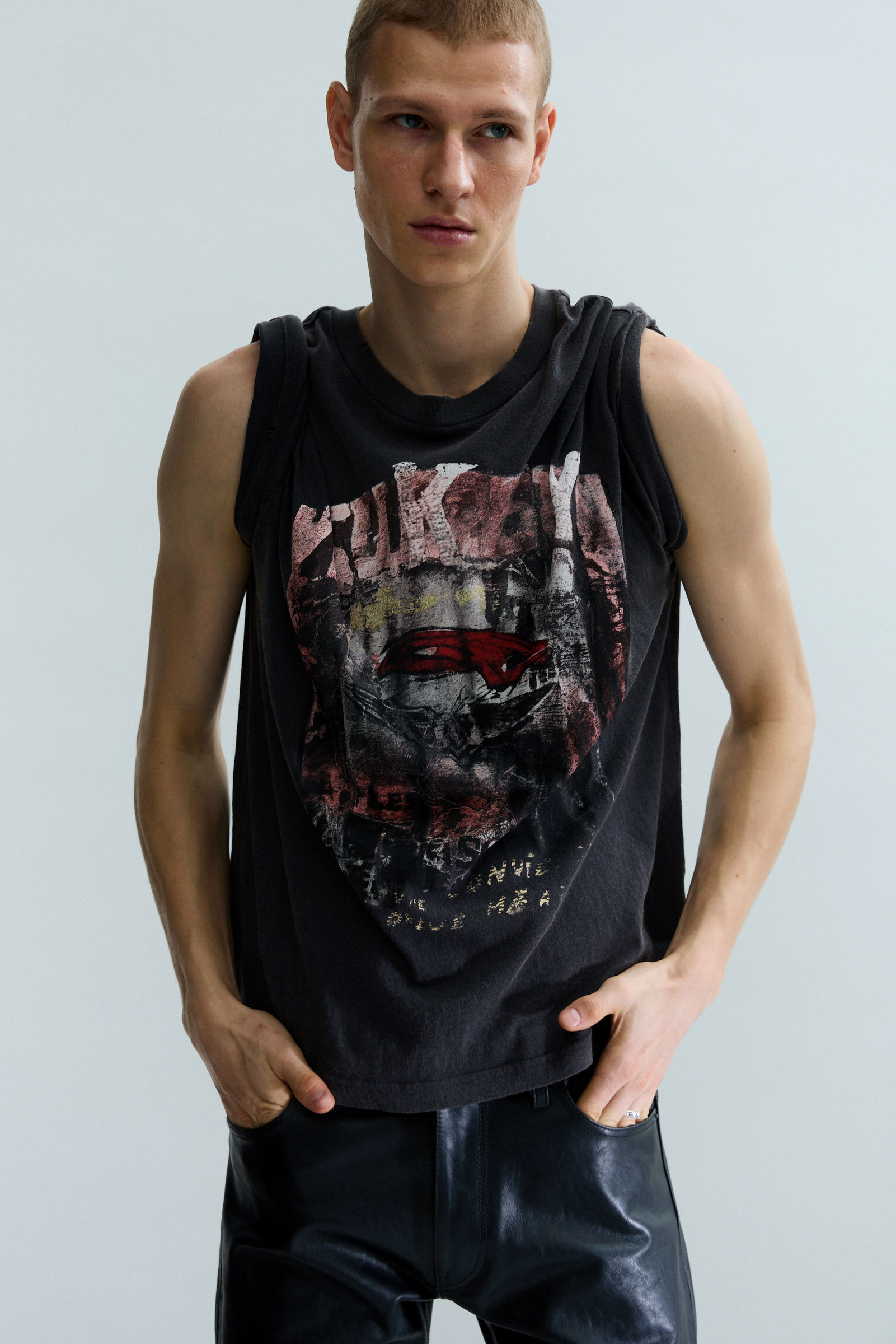 Distressed Printed Short-Sleeved T-shirt Distressed Printed Short-Sleeved T-shirt