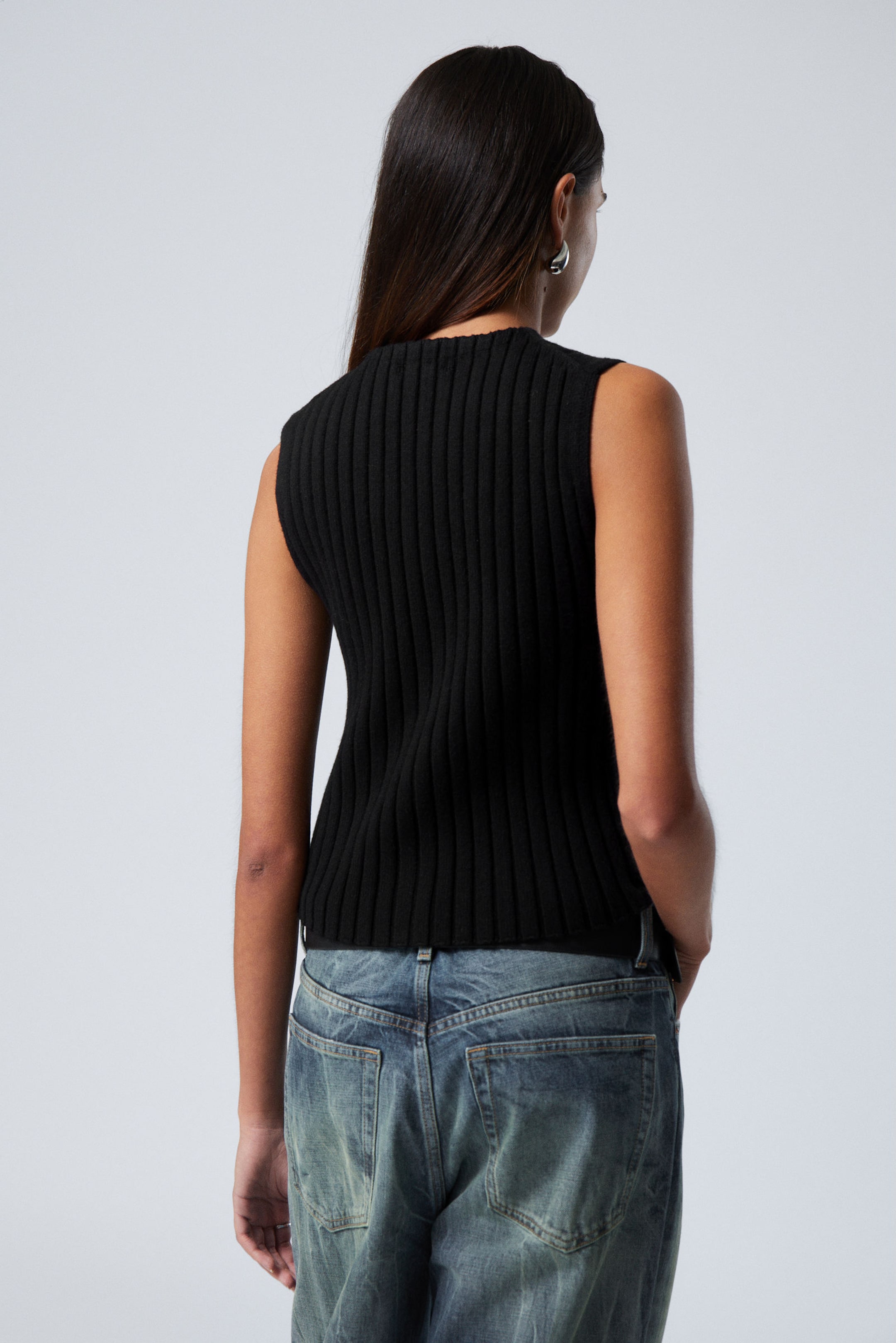 Black - Rib-Knitted V-neck Vest - 2