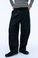 Schwarz - Felix Barrel-Chinohose - 1