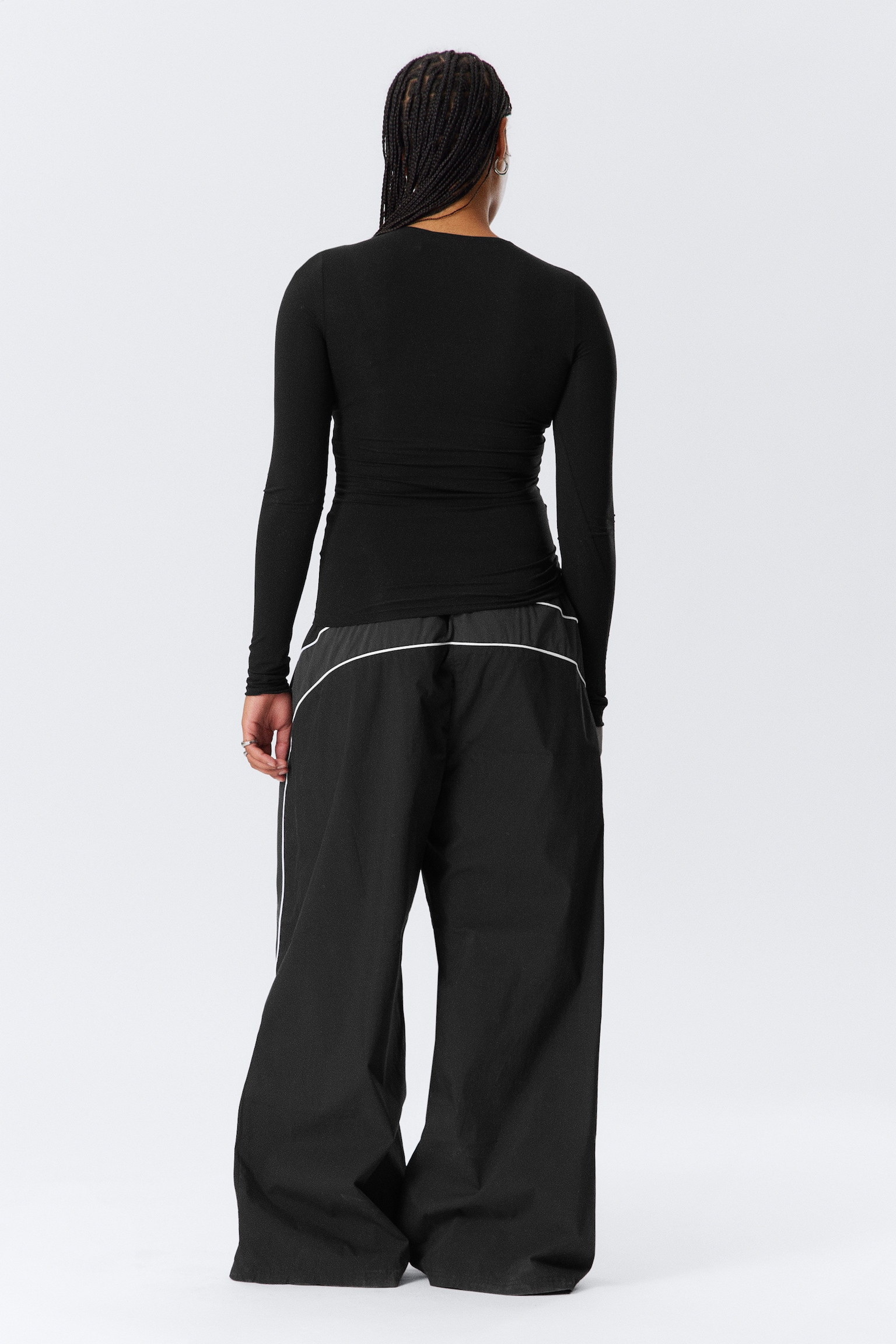 Slim Fit Long-Sleeved Lyocell Top - Black/Light Blue-ish Grey/Petrol - 3