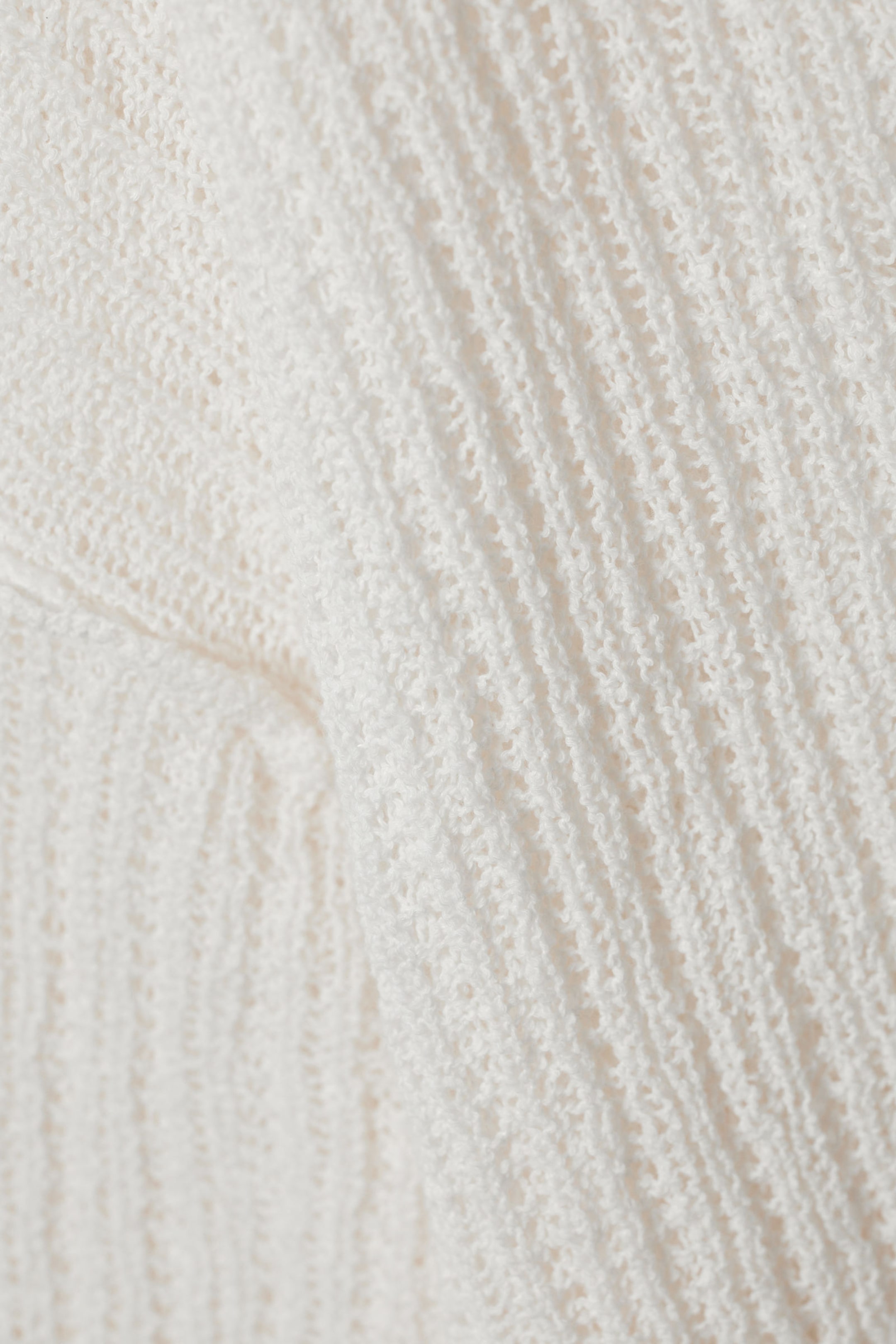 White - Dilaria Oversized Sweater - 2