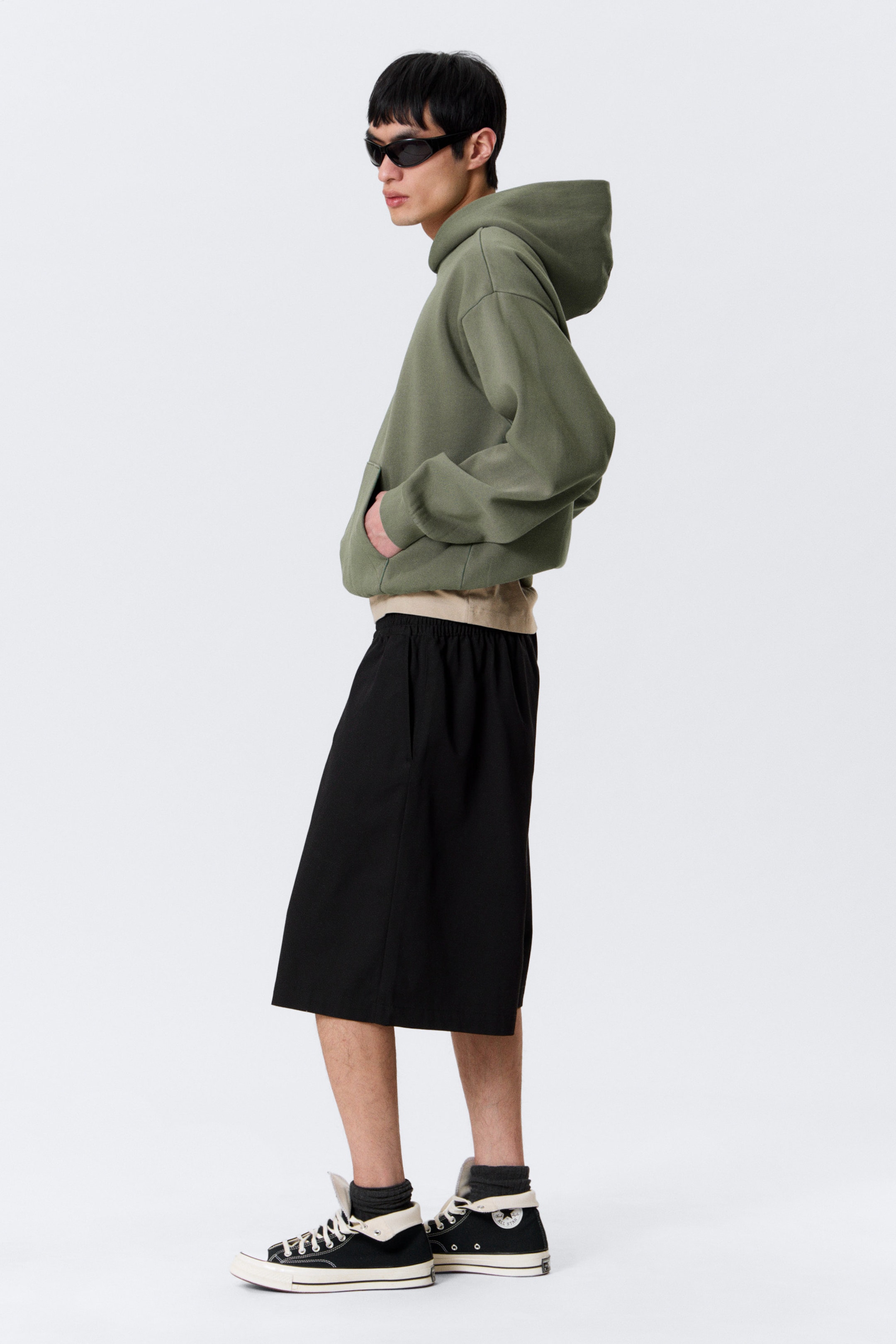 Black - Loose Fit Chino Shorts - 2