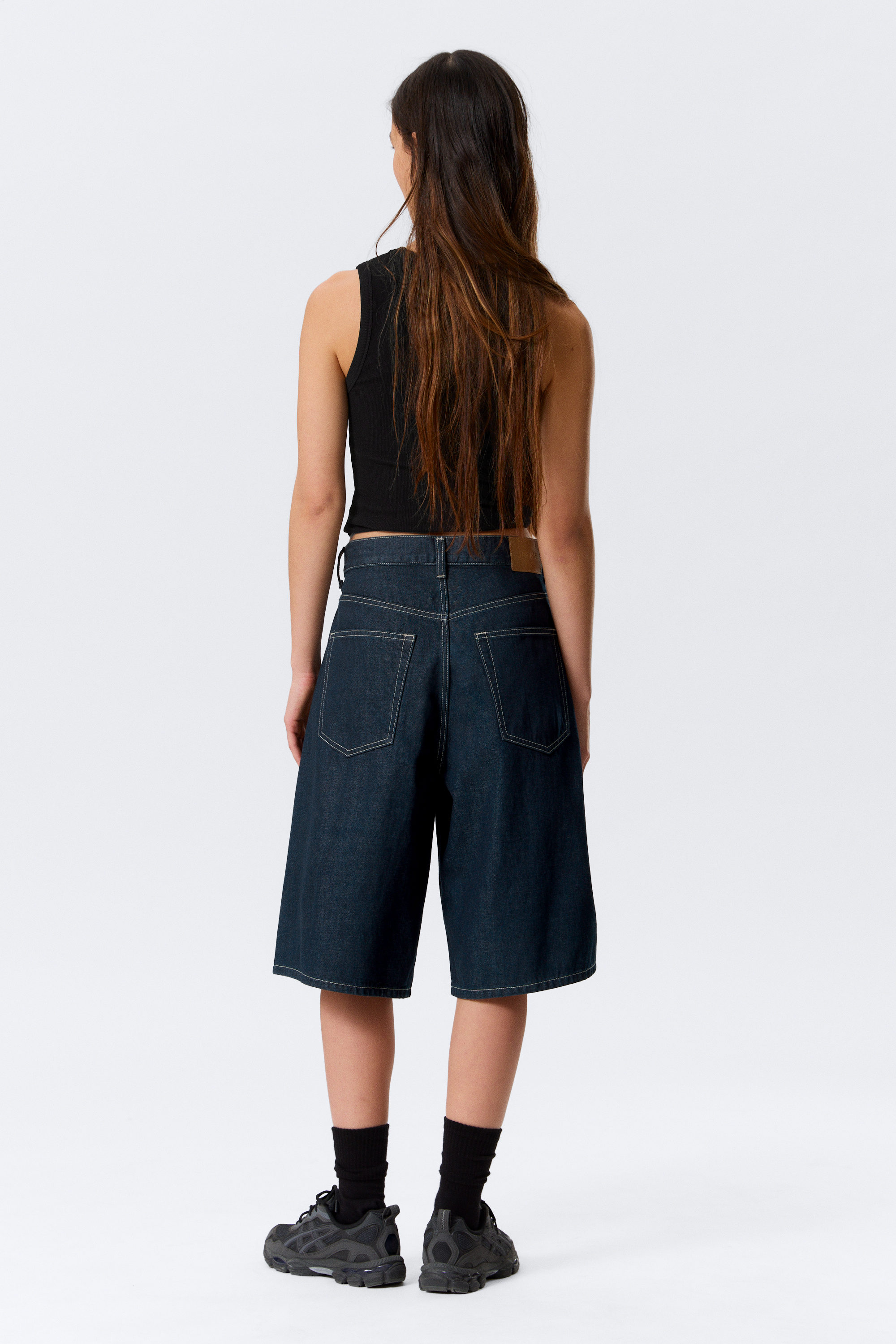 astro mid rise loose baggy denim shorts - Blue Rinse - Dark Blue