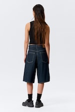 Blue Rinse - Mörkblå - Astro Mid Waist Loose Baggy Denim Shorts - 3