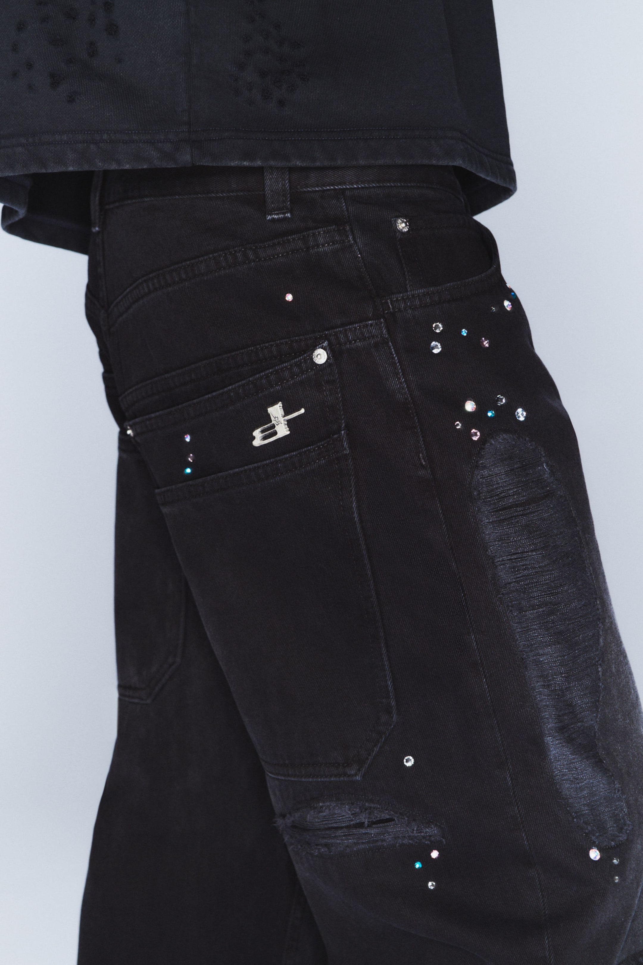 Verblasstes Schwarz - CM x LB Looser Black Crystallised Unisex Jeans - 5