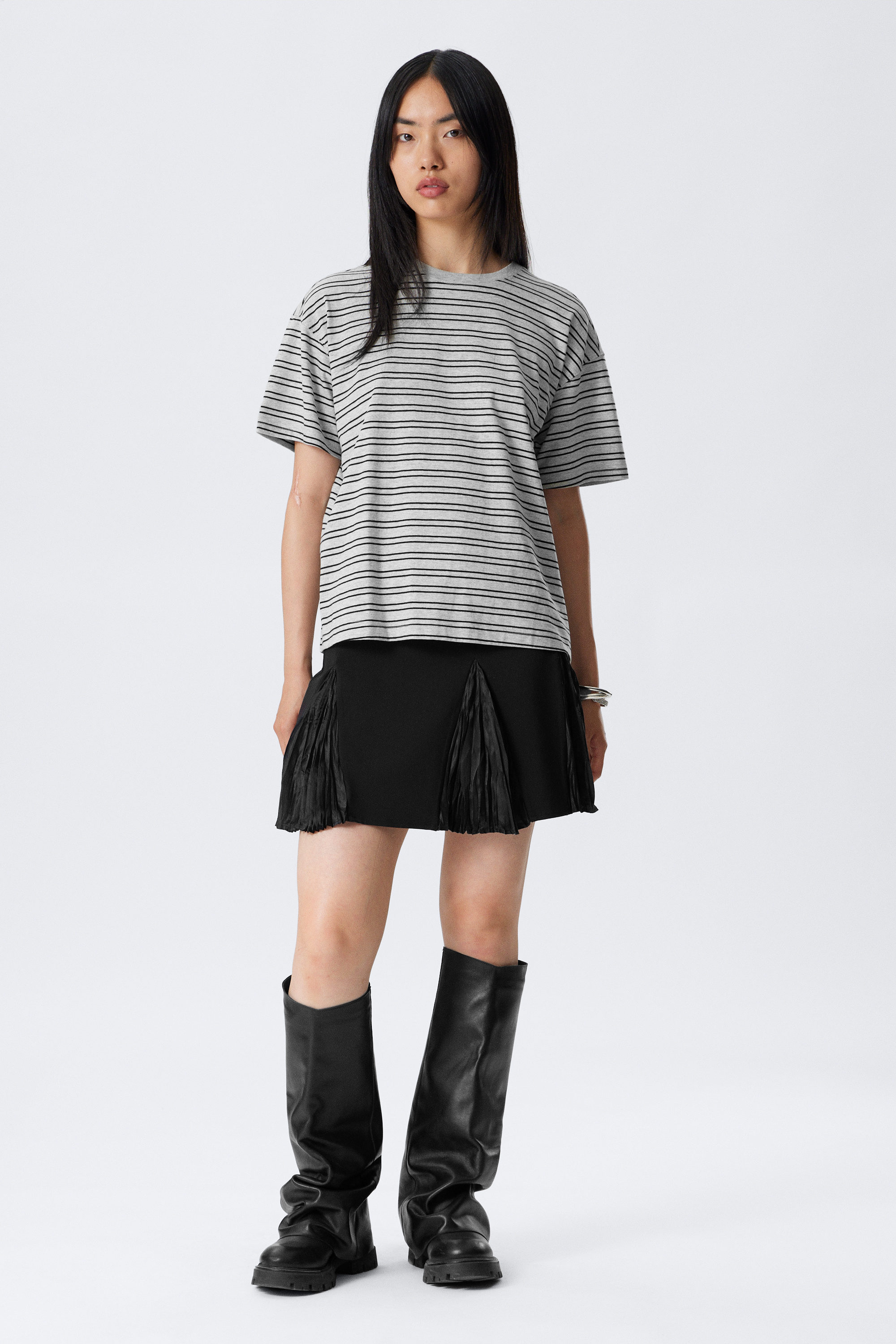 Striped Grey - Relaxed Boxy Cotton T-shirt - 2