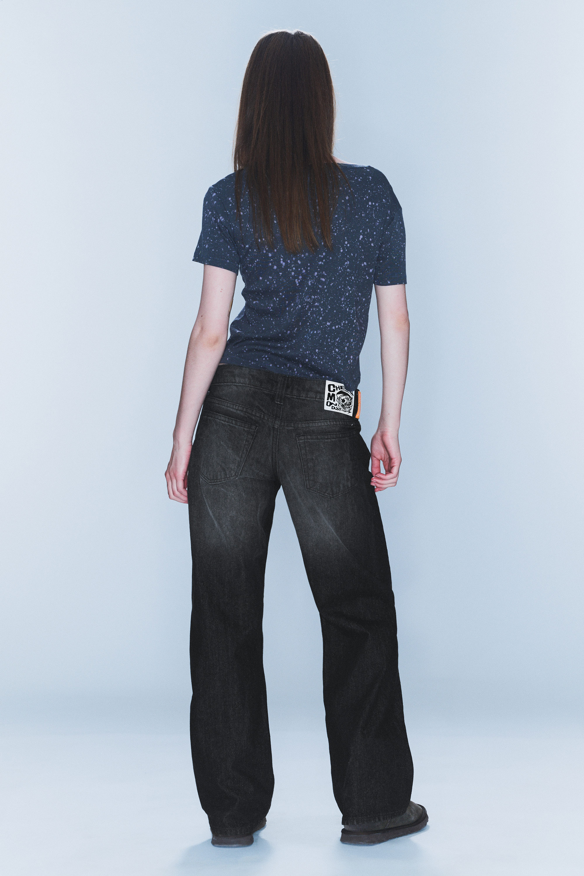 Undone Black - Schwarz - Messy Low Rise Regular Straight Jeans - 3