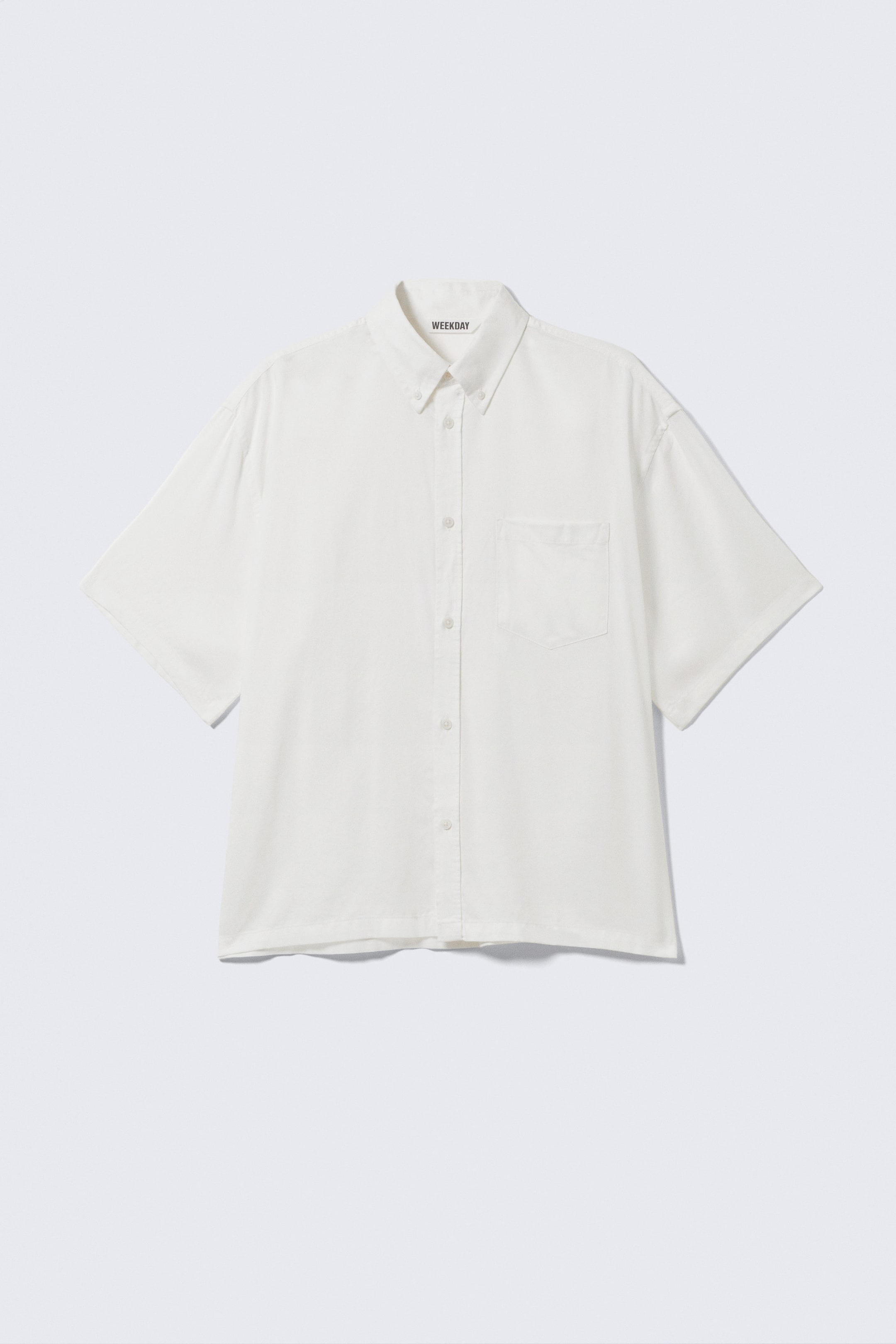 Hvit - Oversized kortermet skjorte med drapert, boxy snitt - 1