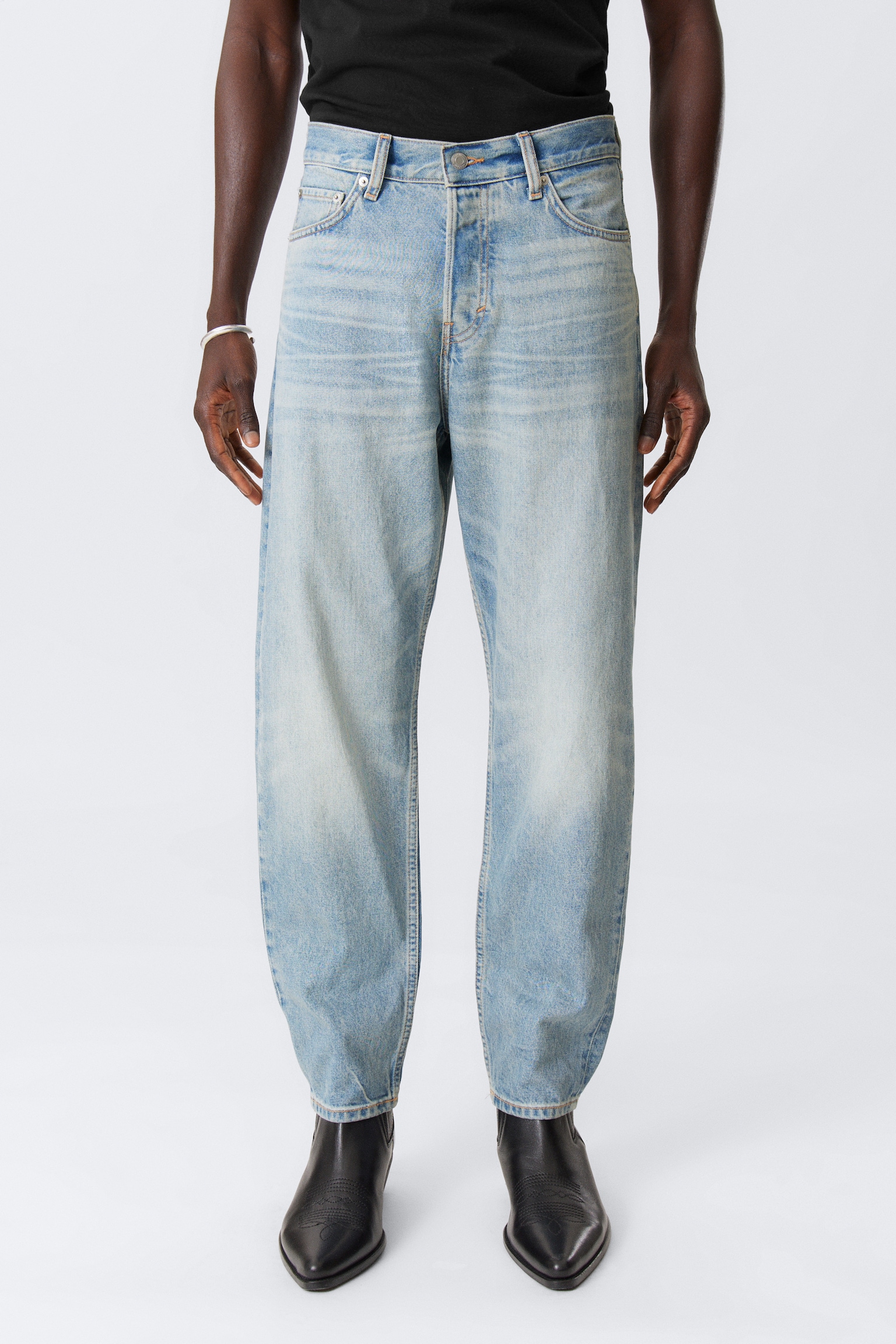 Ray Relaxed Tapered Leg Jeans - Seventeen Blue - Mellanblå/Tuned Black - Svart - 7