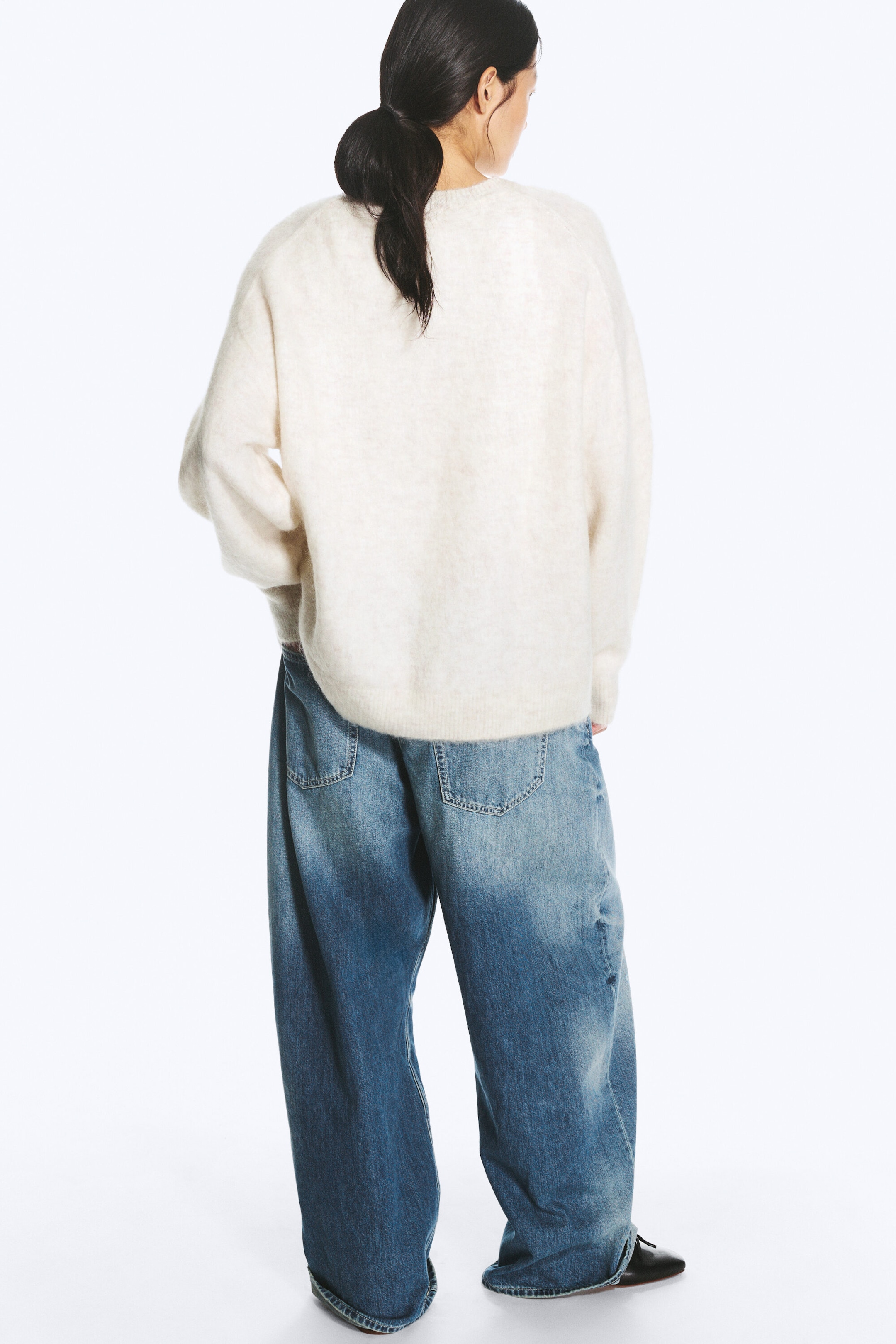 Blanc cassé - Pull oversize en maille de mohair - 2