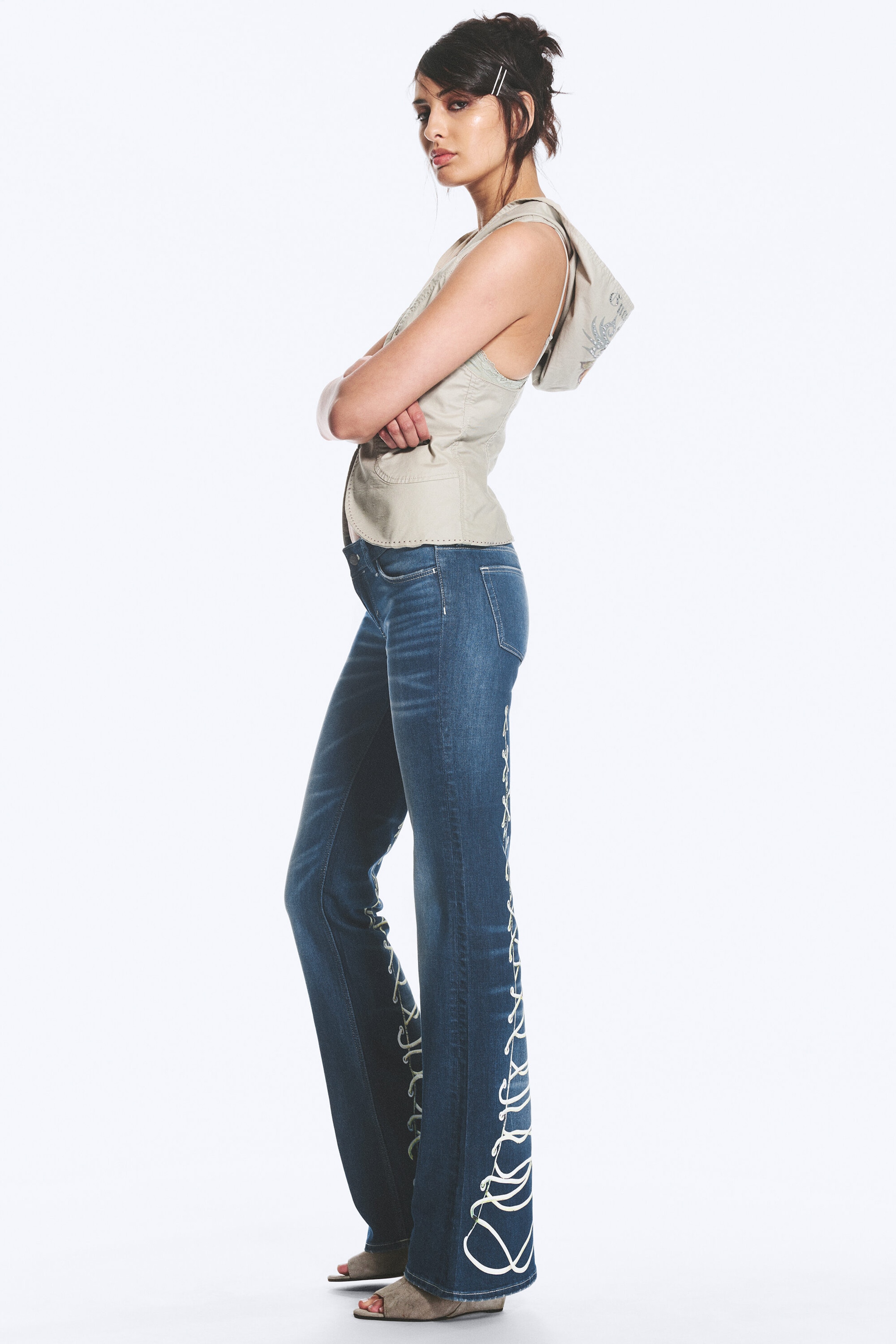 Lace Blue - Mittelblau - BOOTY BEI LOW WAIST SKINNY BOOTCUT JEANS - 2