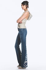 Lace Blue - Mittelblau - BOOTY BEI LOW WAIST SKINNY BOOTCUT JEANS - 1