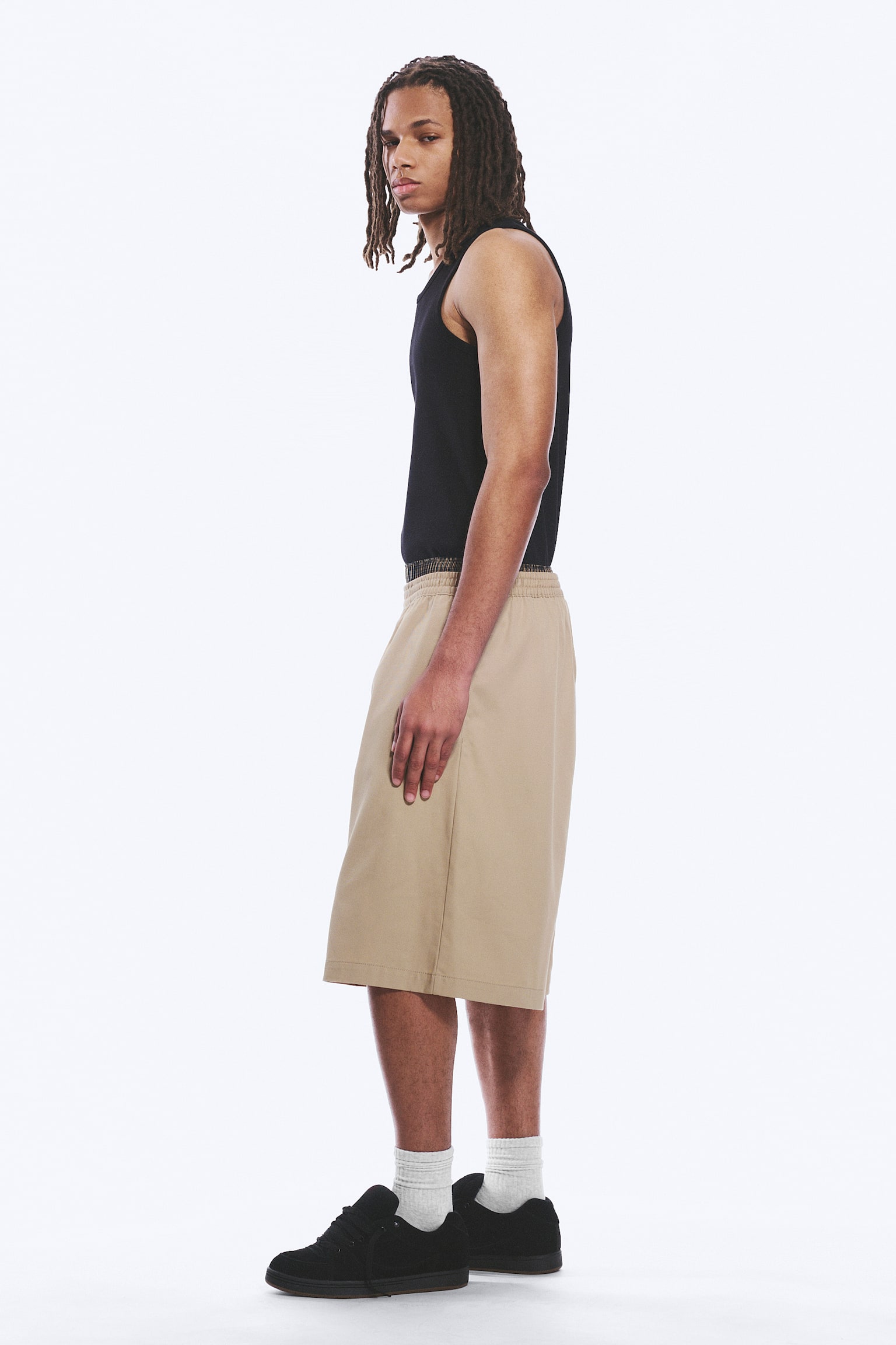 Szorty chinos Loose Fit - Beżowy/Czarny - 4