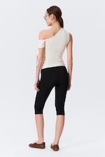 Black - Soft Mid Rise Capri Leggings - 2