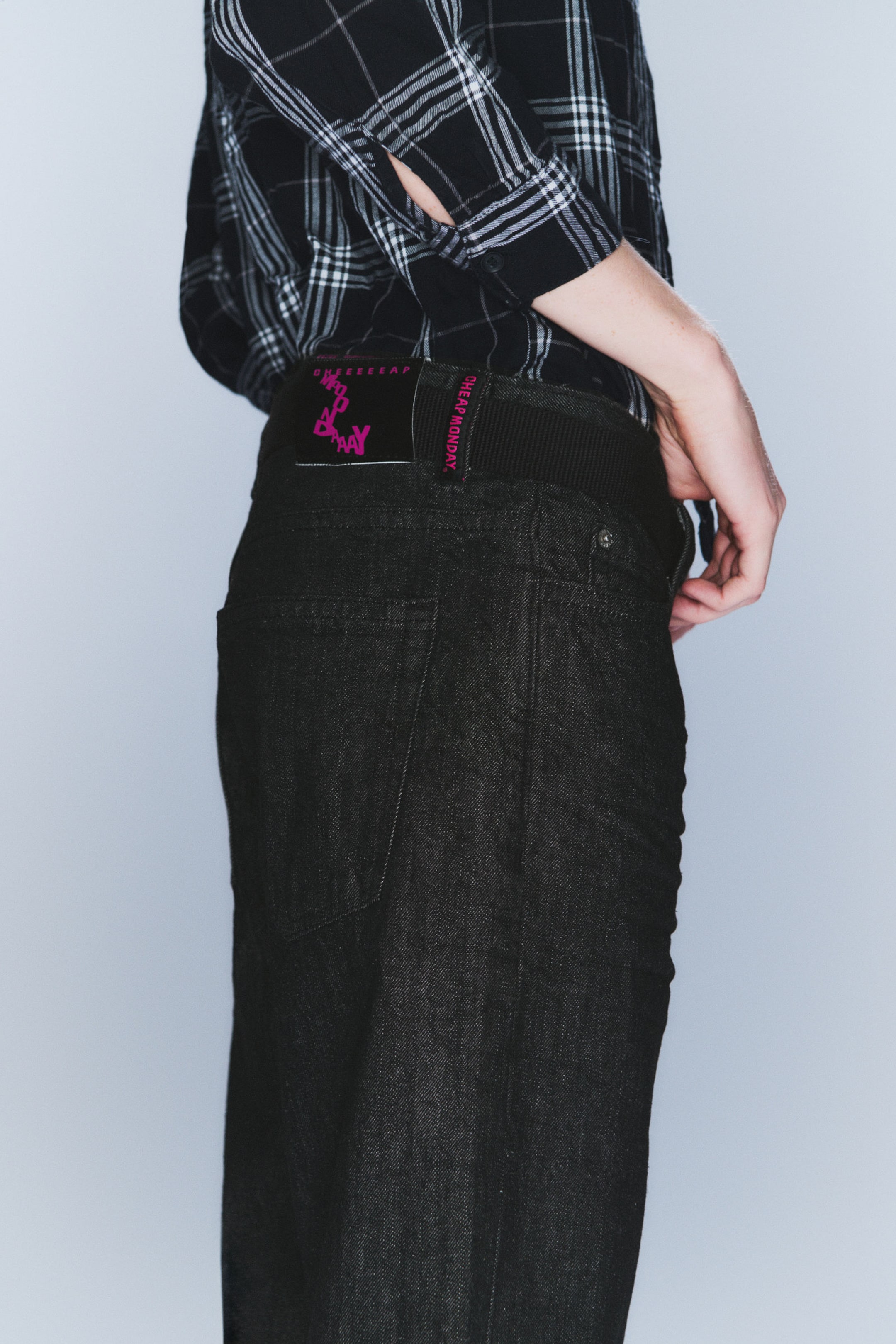 Waschung "Extra Black" - Boo Bootleg – Bootcut-Jeans mit niedriger Taille - 3