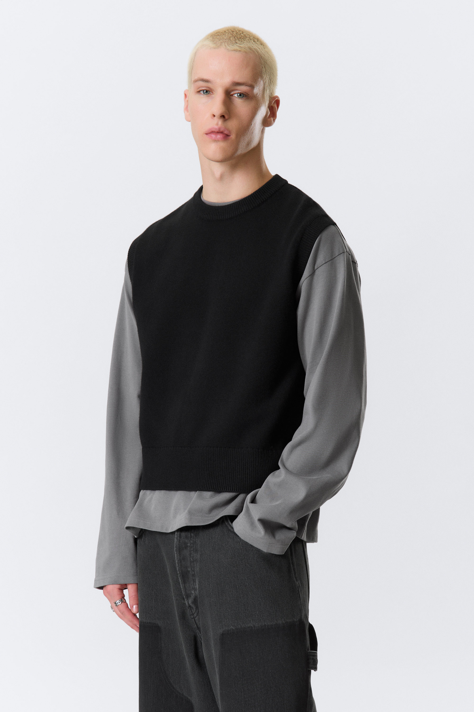 Black - Knitted Vest - 0