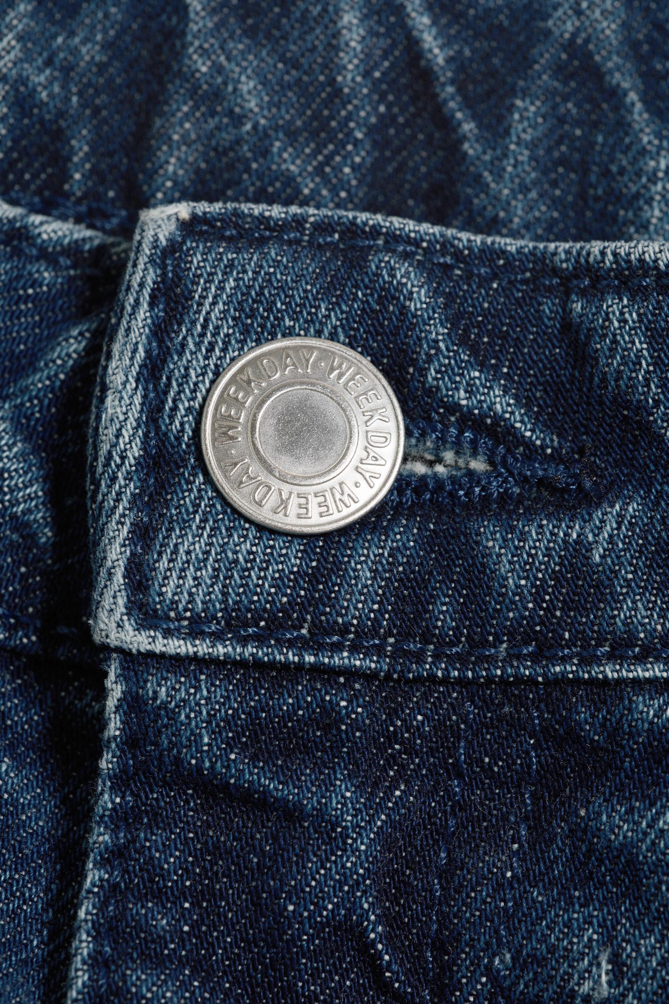 Sailor Blue - Medium Blue - Ample Low Rise Loose Wide Jeans - 2