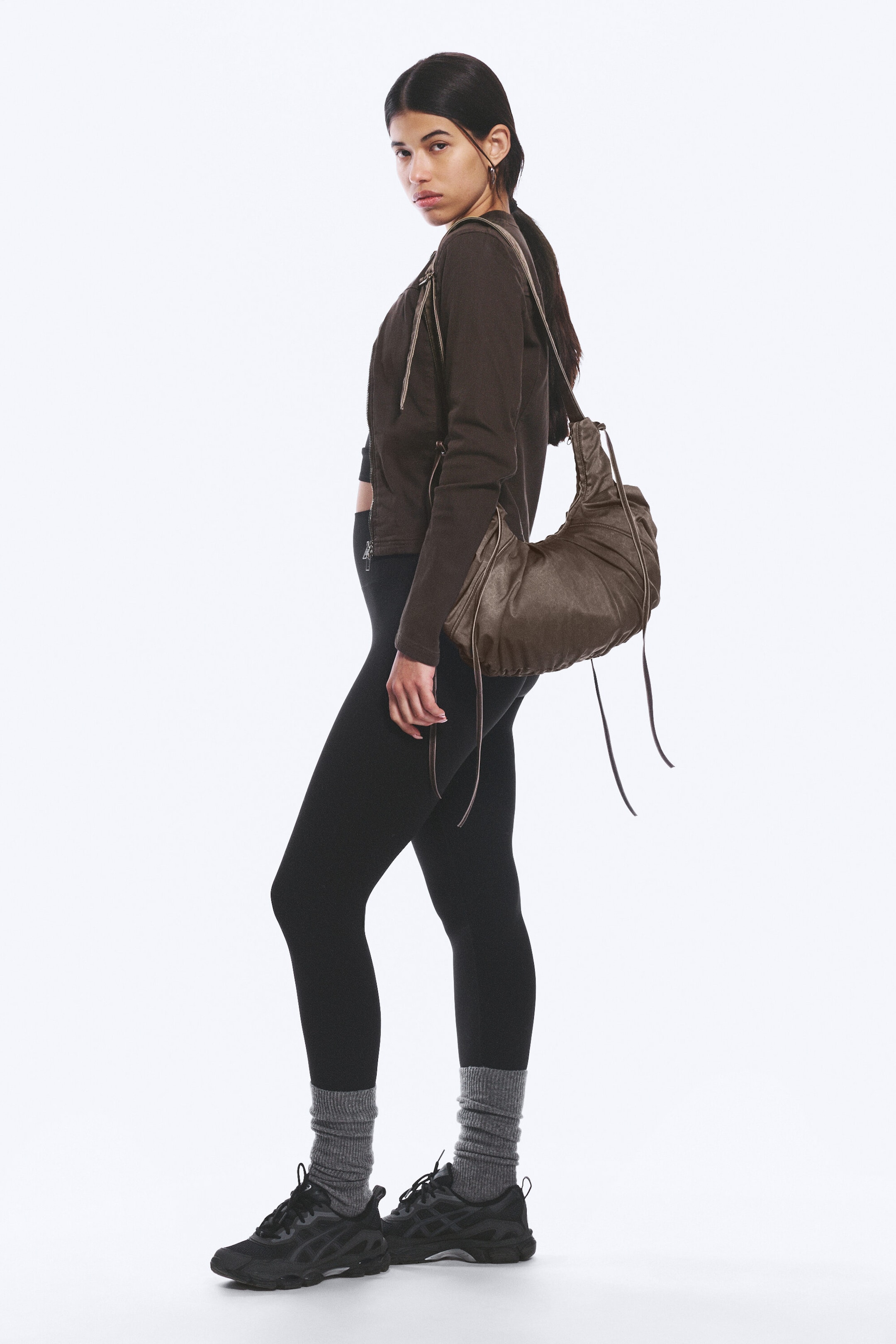 Schwarz - Sporttights mit hohem Bund - 2