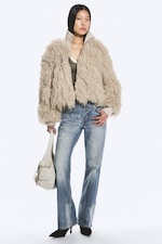 Gedecktes Hellbeige - Jacke aus Fellimitat - 0