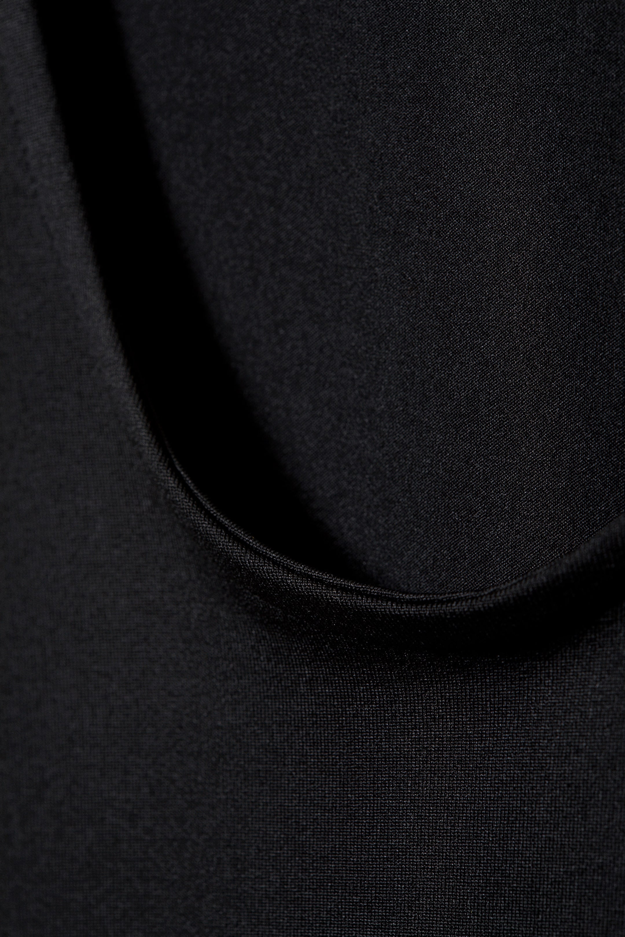 Black - Gizem Open Back T-shirt - 2