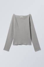 Staubgrau - Longsleeve mit U-Boot-Ausschnitt und rohen Säumen - 0