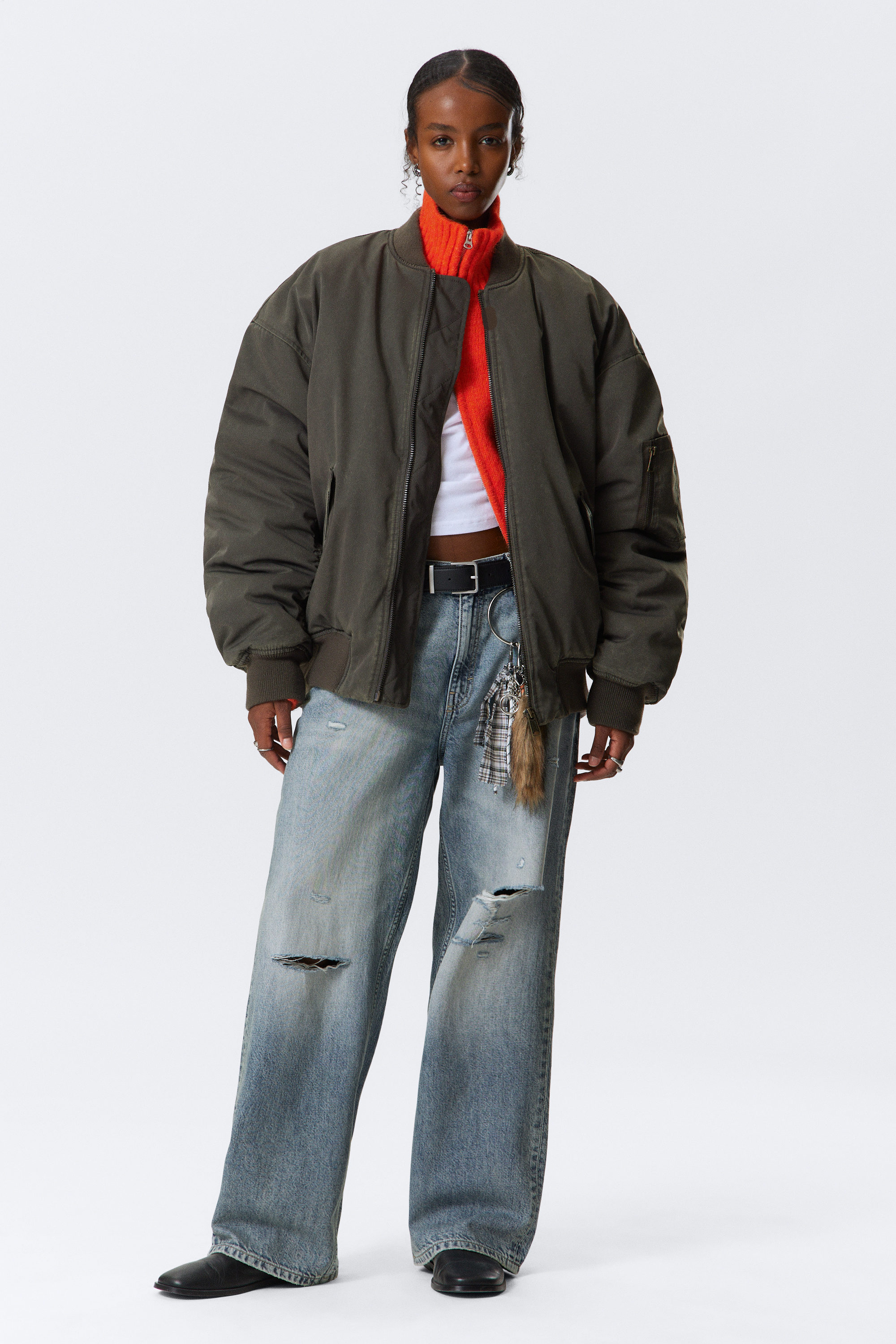 Staubiges Maulwurfsgrau - Oversized Bomberjacke aus Twill - 1