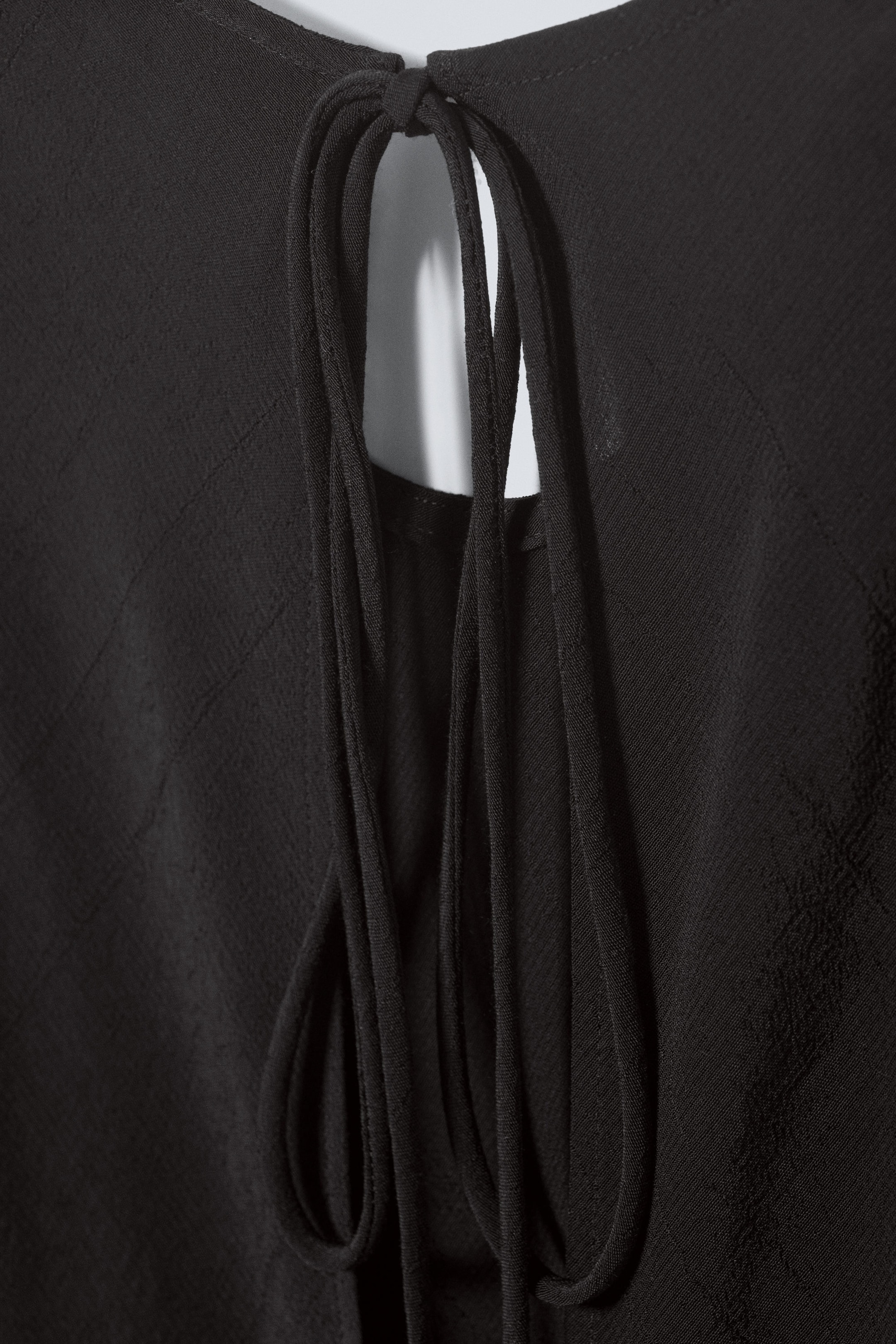 Black - Lycke Shoulder Dress - 2