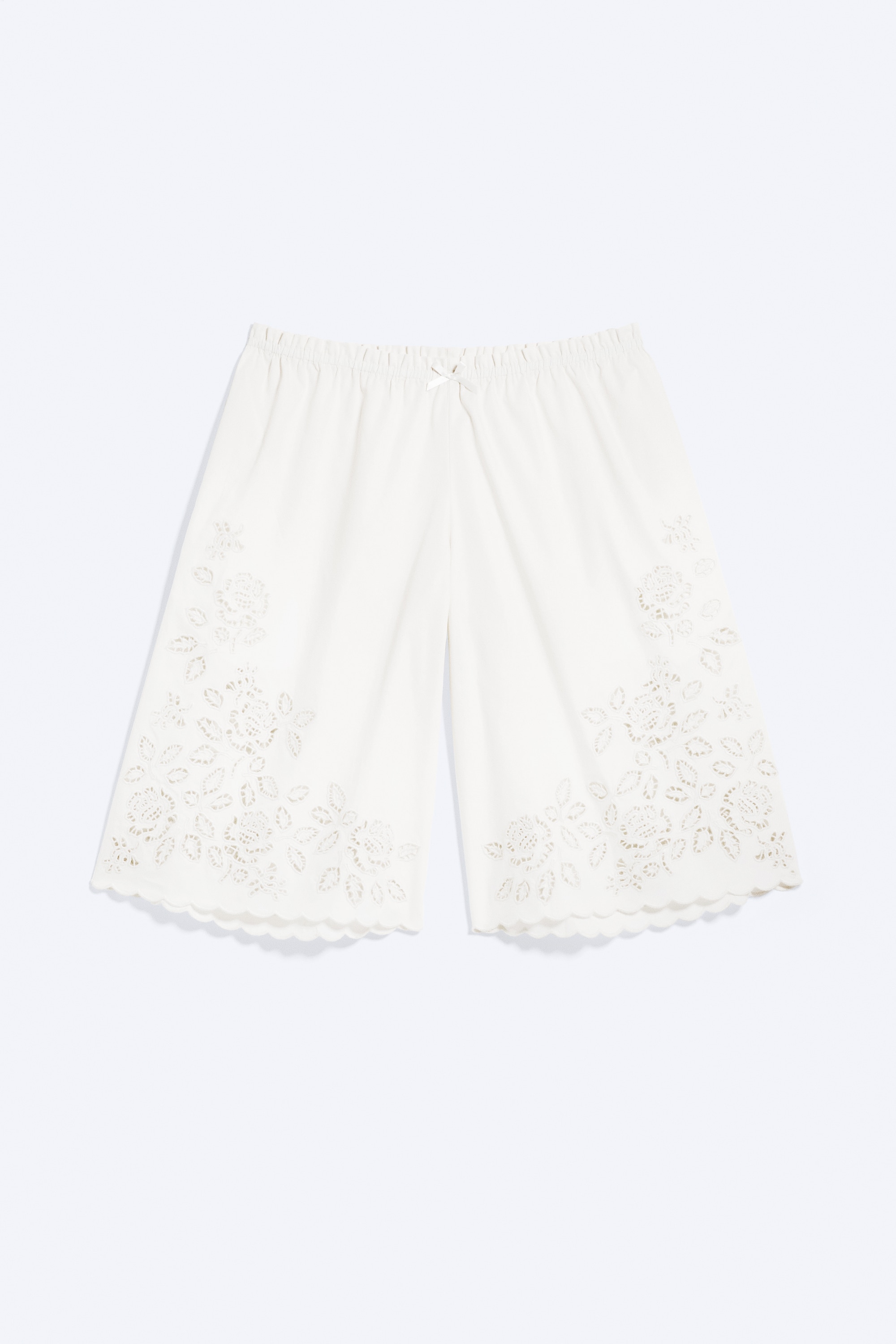 Shorts in cotone ricamati fino al ginocchio - Bianco