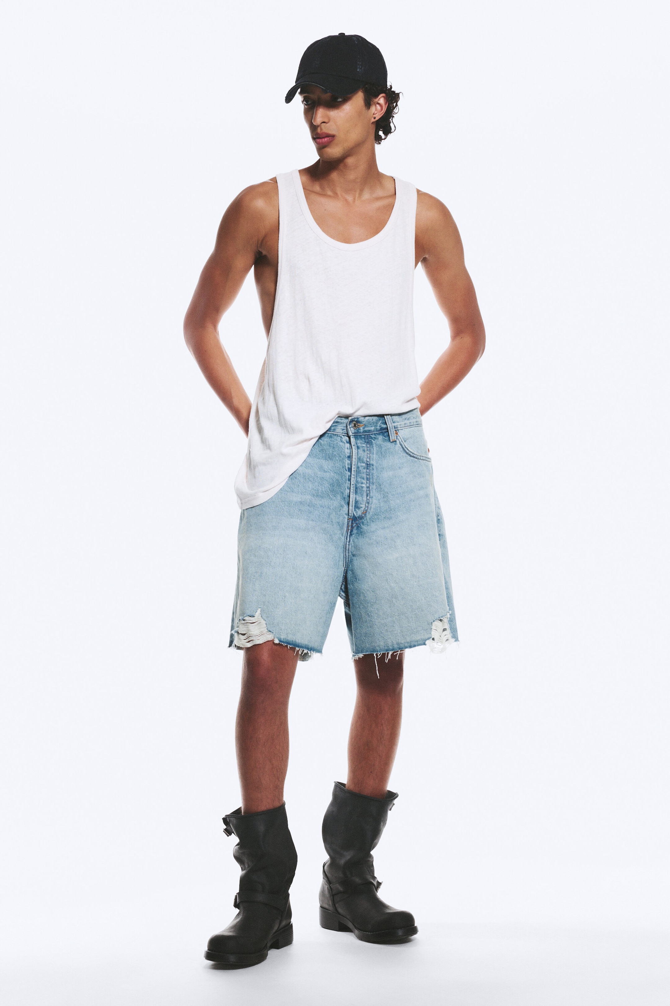 Kimberly Worn - Medium Blue - Ash Loose denim shorts - 1