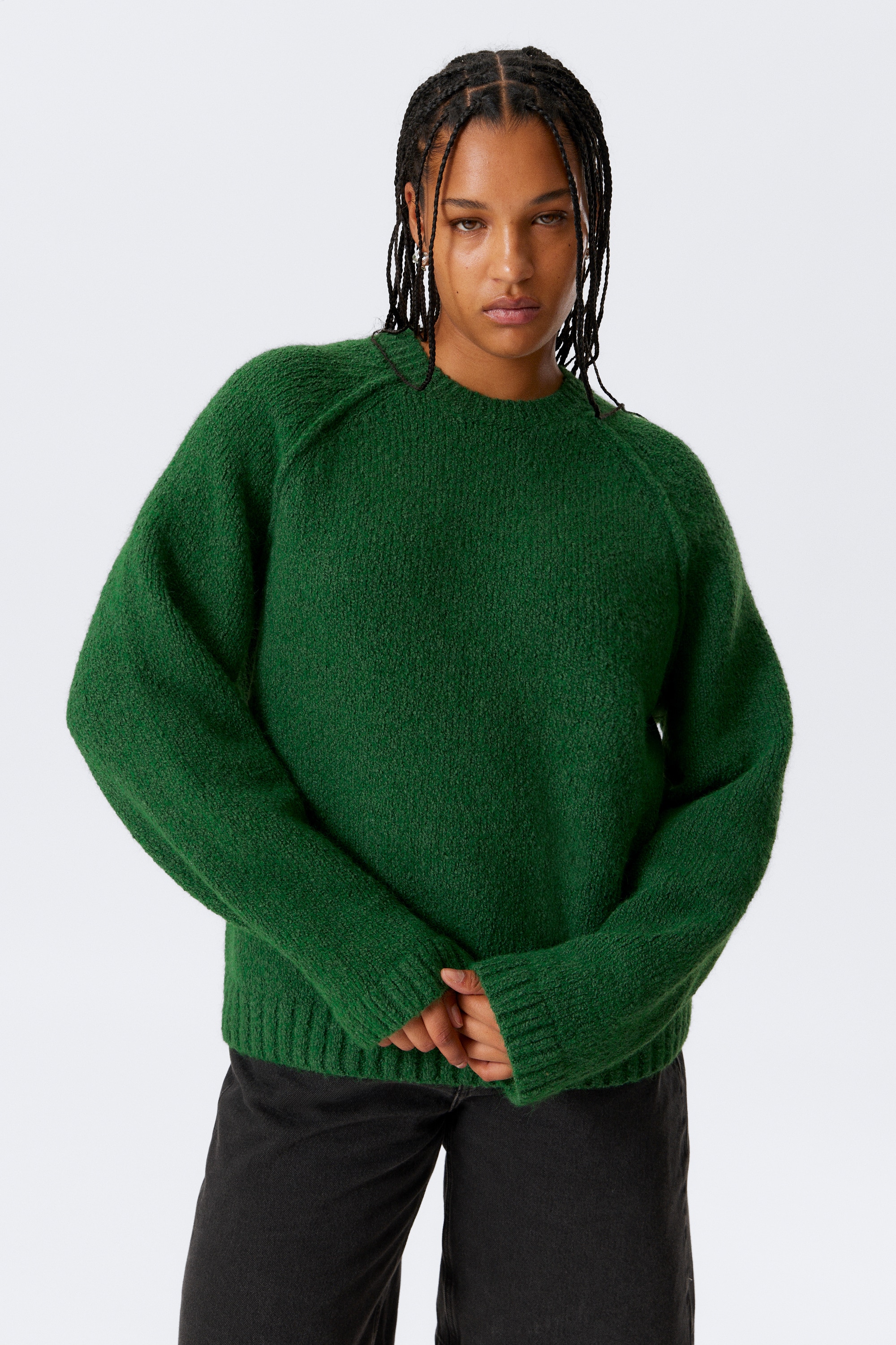 Πλεκτό πουλόβερ με ρεγκλάν μανίκια - Σκούρο Πράσινο/Ριγέ Χακί Πράσινο/Μπεζ