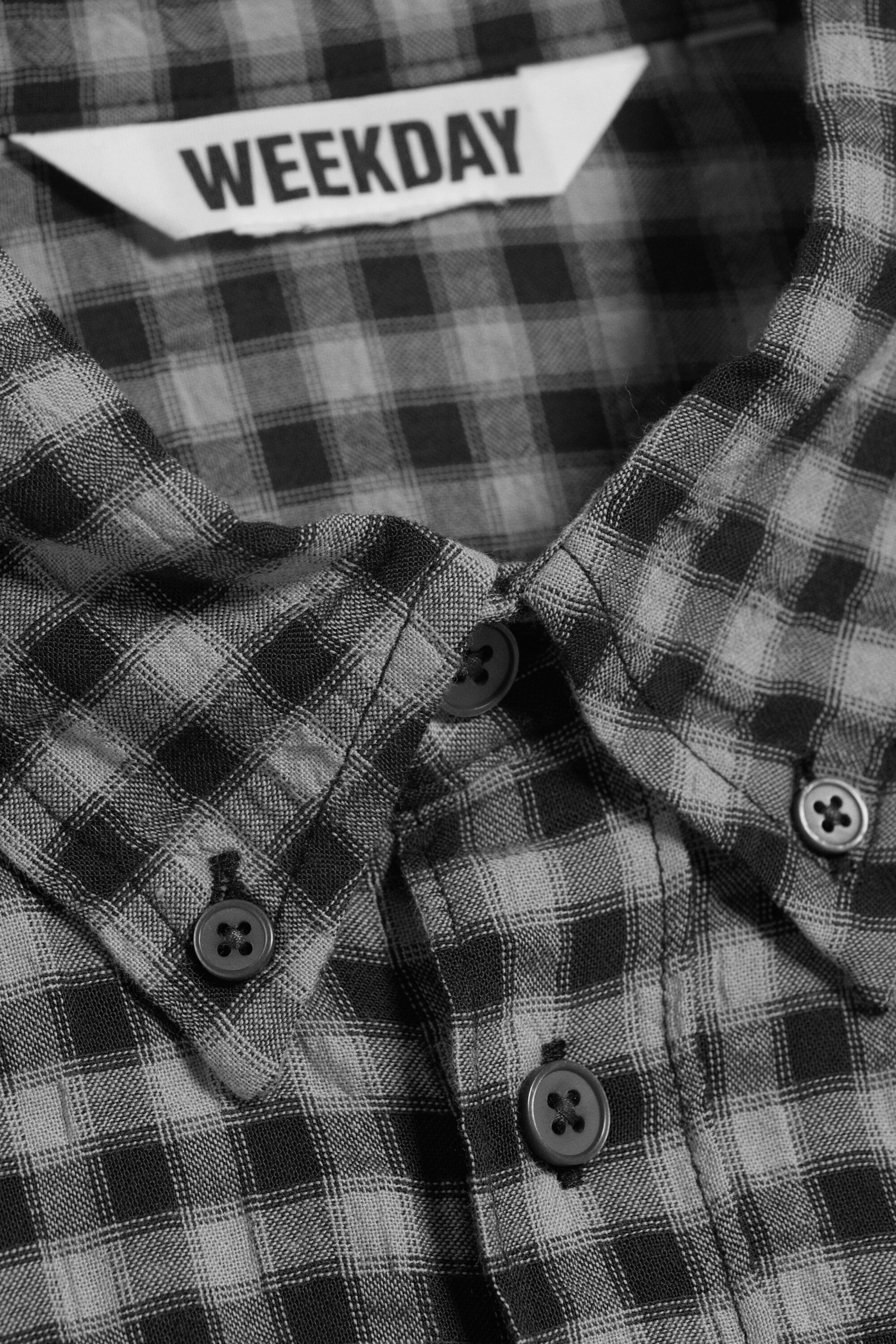 Checked Black/Grey - Structured Long-Sleeved Buttoned Shirt - 5