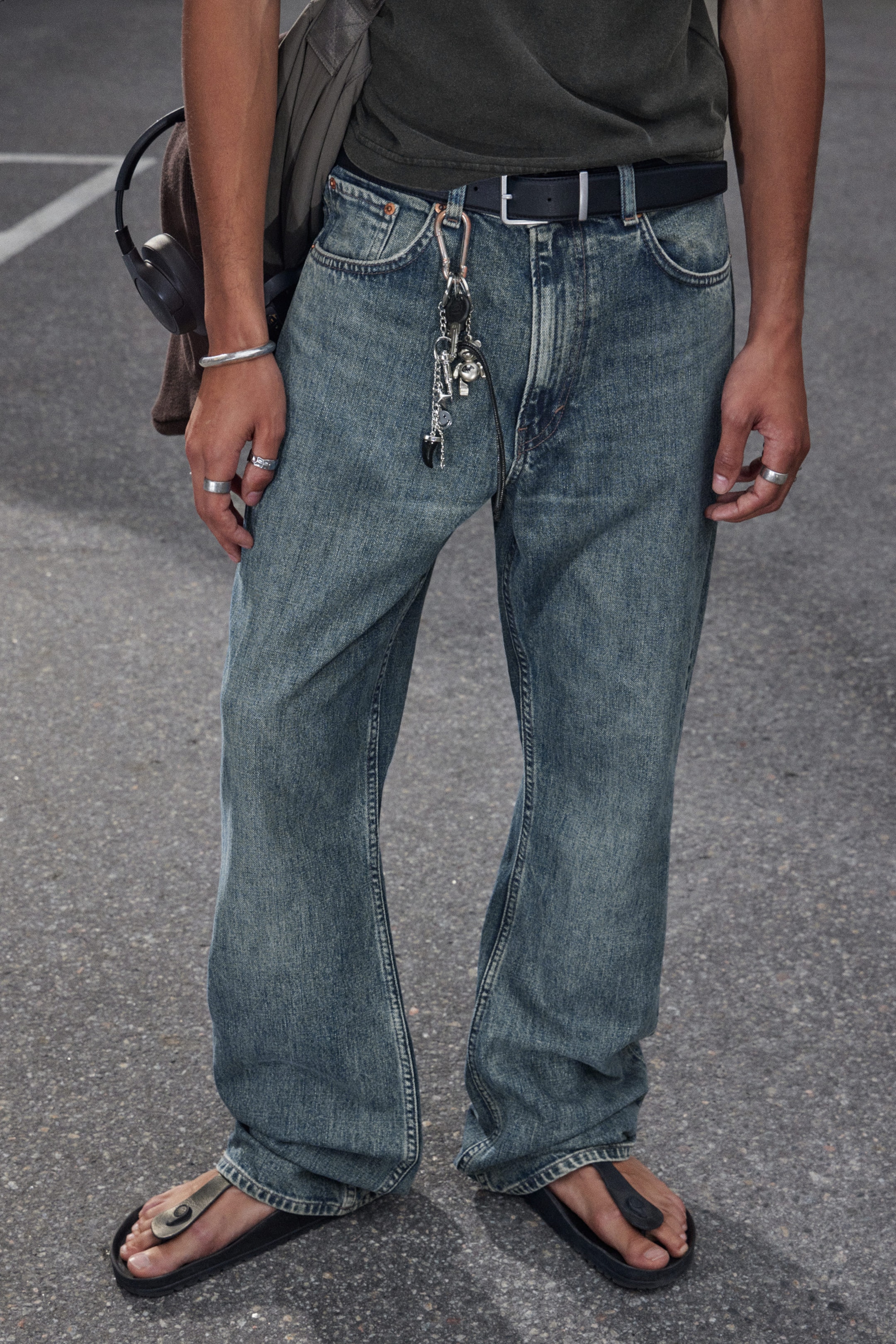 Second Blue - Medium Blue - Mercury Mid Rise Relaxed Bootcut Leg Jeans - 2