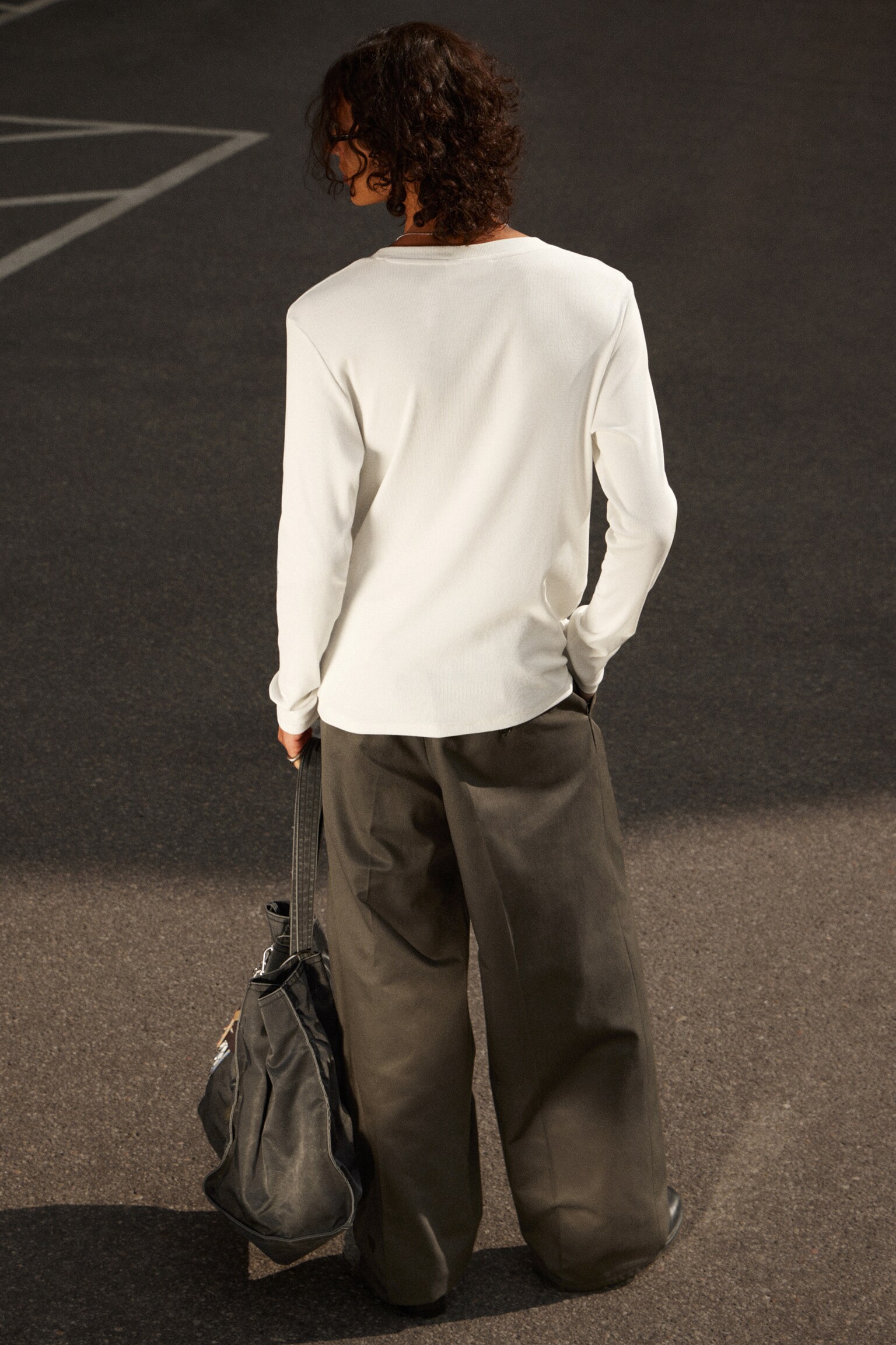 Long-Sleeved Henley T-shirt - Dusty White - 4