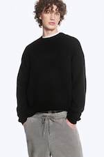 Schwarz - Rückenprint - Oversized Strickpullover aus Baumwolle mit Grafik - 2