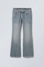 Trove Blue - Mittelblau - Nova Low Waist Slim Bootcut Leg Jeans - 0