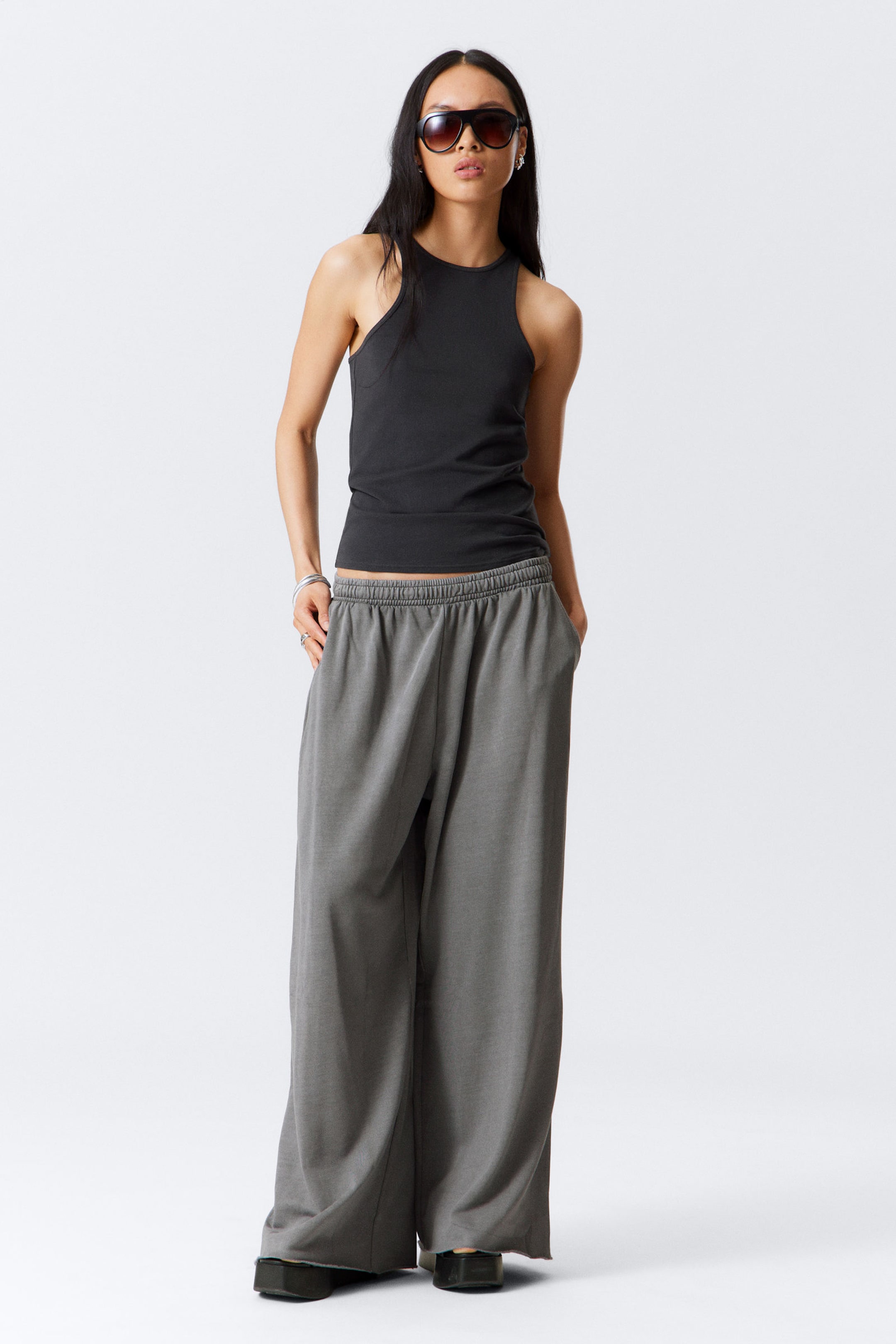 #3A3A3D - Fitted Tank Top - 2