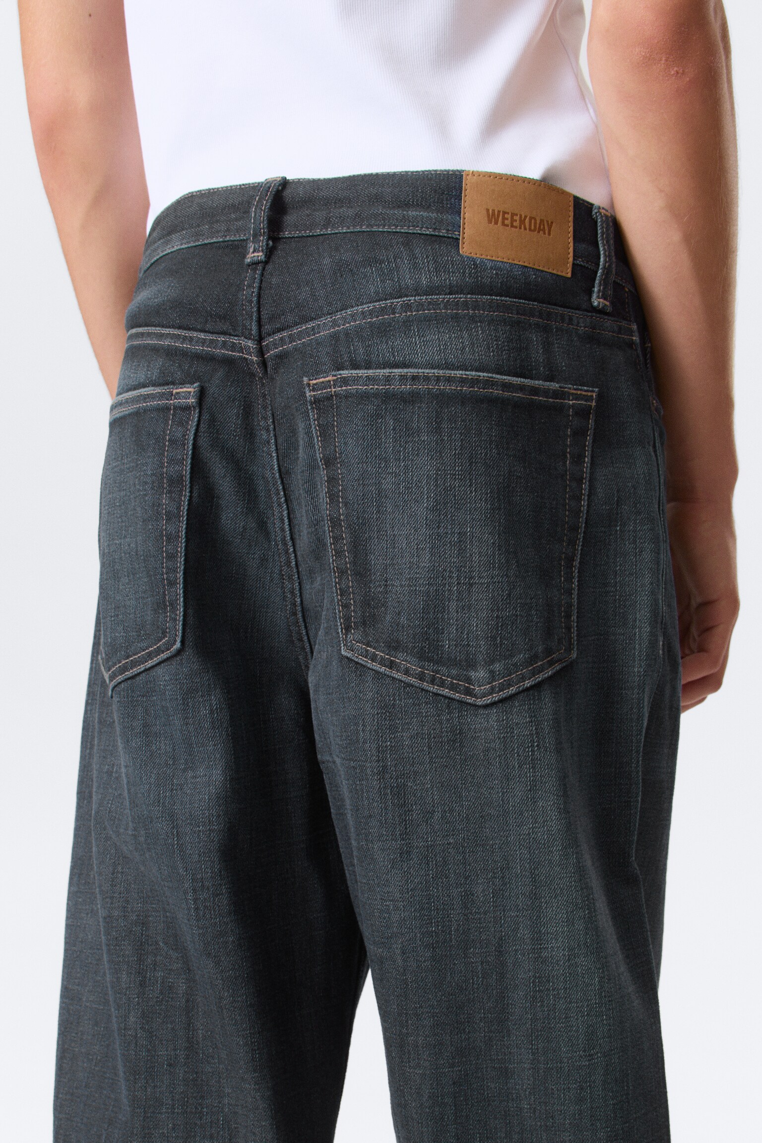 Galaxy Mid Waist Loose Straight Leg Jeans - Deep Ocean Blue - Dunkelblau/Redondo Black - Schwarz/Blue Rinse - Dunkelblau/Gloria Blue - Mittelblau/Second Blau - Blau/Tuned Black - Schwarz/Port Blue - Hellblau/2000 Blue - Mittelblau/90s Blue - Mittelblau/Canyon Grey - Mittelgrau/Blue Fade - Mittelblau - 7