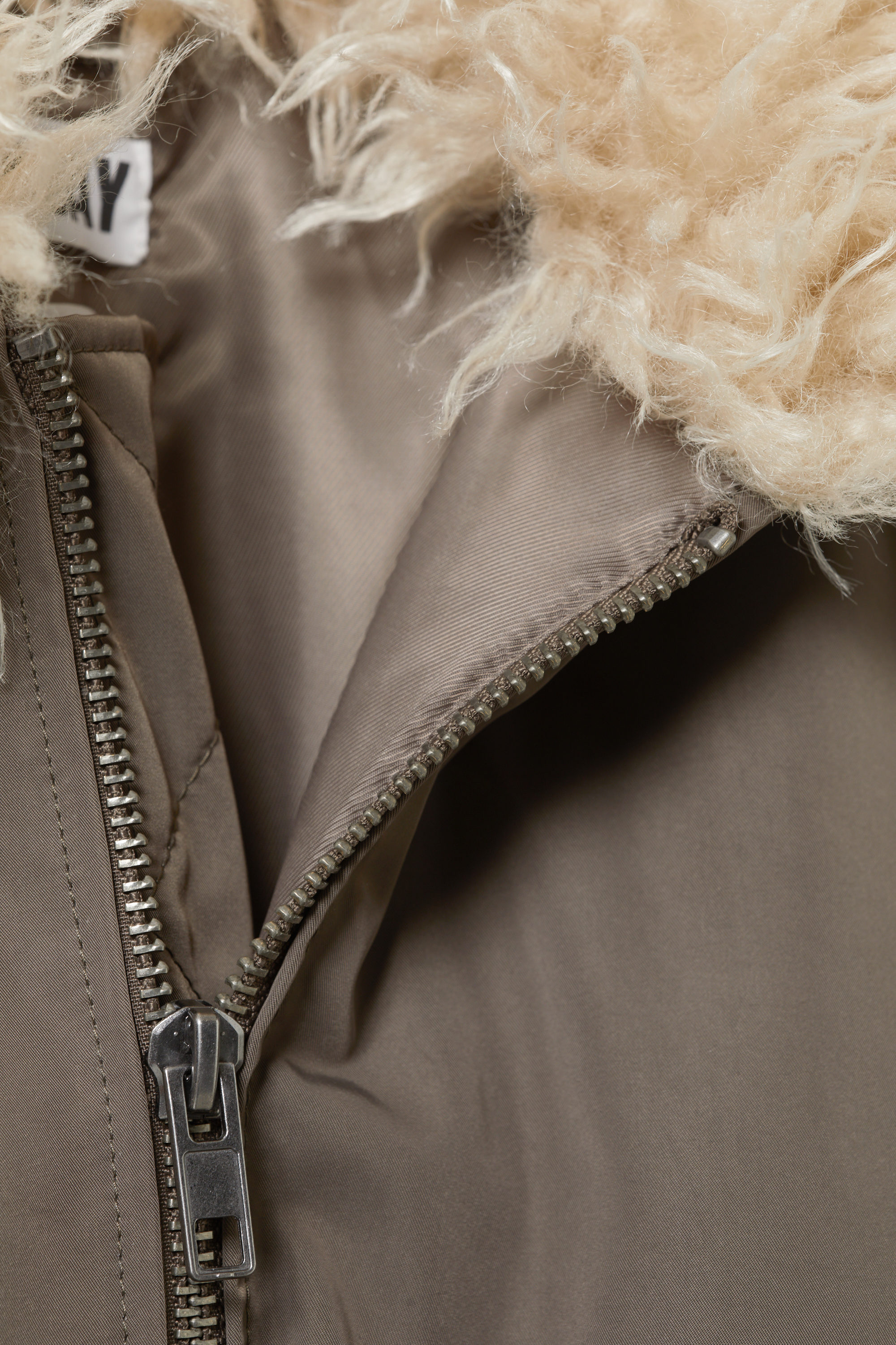 Mörk mullvad - Bomberjacka med fuskpälskrage - 5