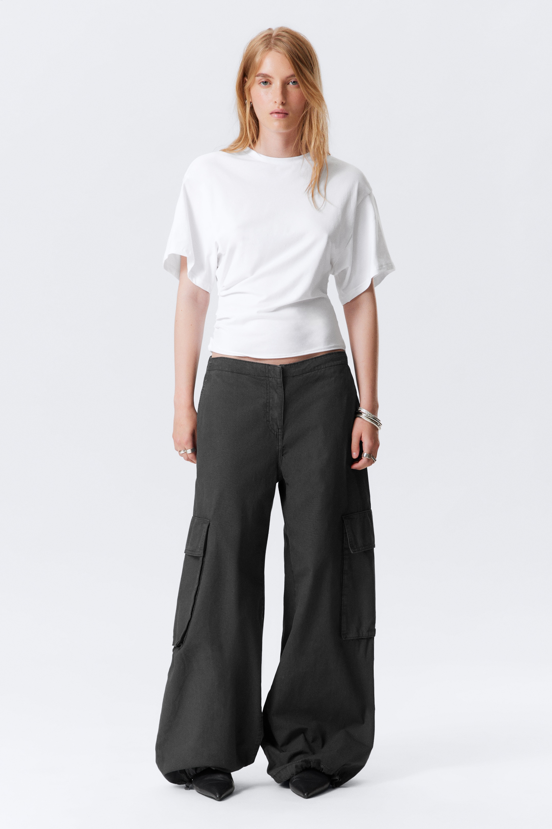 View larger image: DRAPED FITTED T-SHIRT - White - Ladies | H&M GB 3