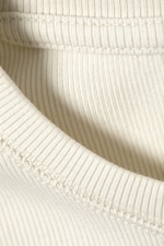 Staubiges Weiß - Geripptes Longsleeve-Shirt - 4