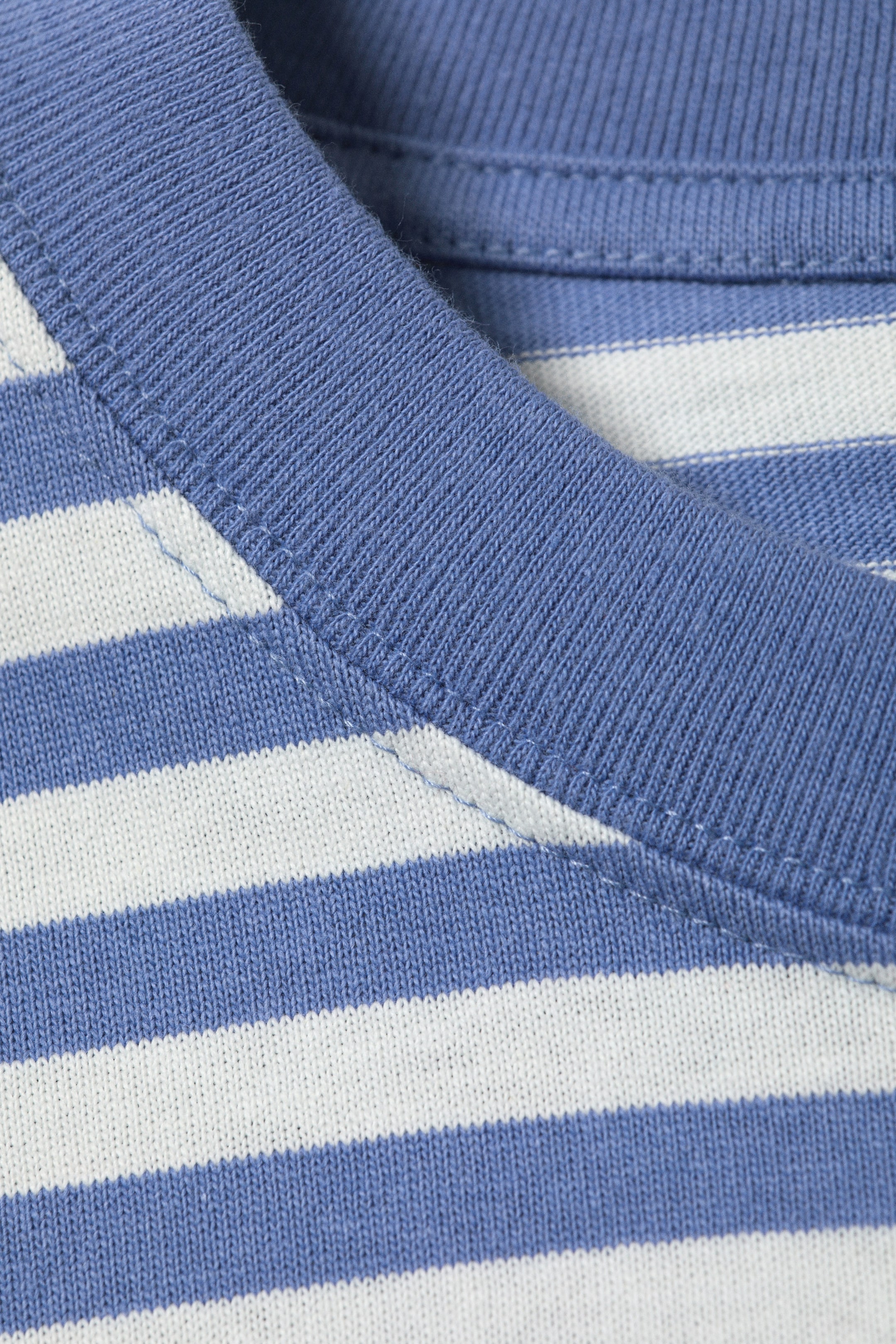 Blue & White Stripe - Loose Boxy Long-Sleeved T-shirt - 4