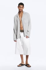 Helles Staubgrau - Baumwoll-Pyjamahemd - 1