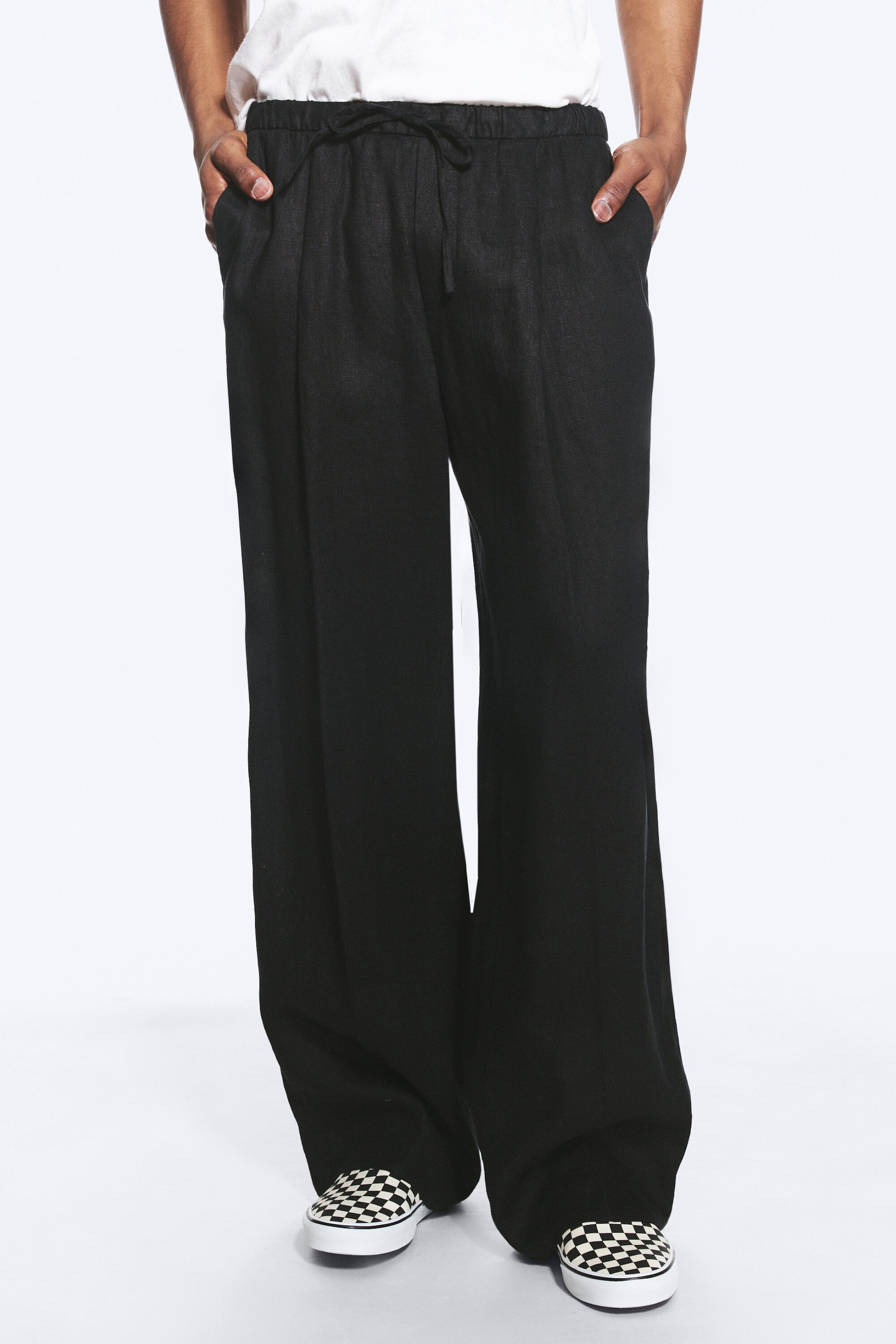 Black - Loose Fit Straight Leg Linen Trousers - 3