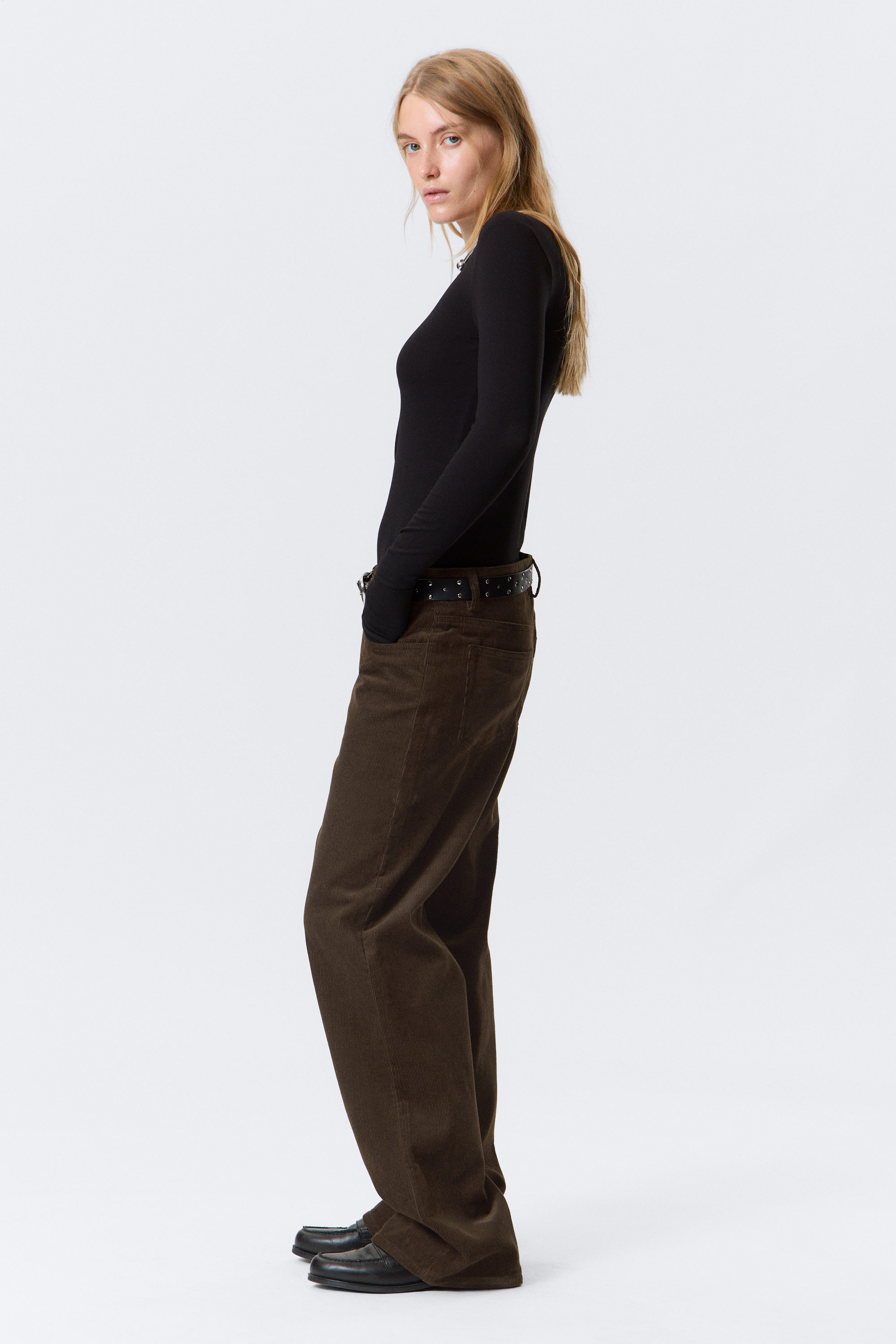 Brown - Relaxed Fit Low Rise Corduroy Trousers - 2