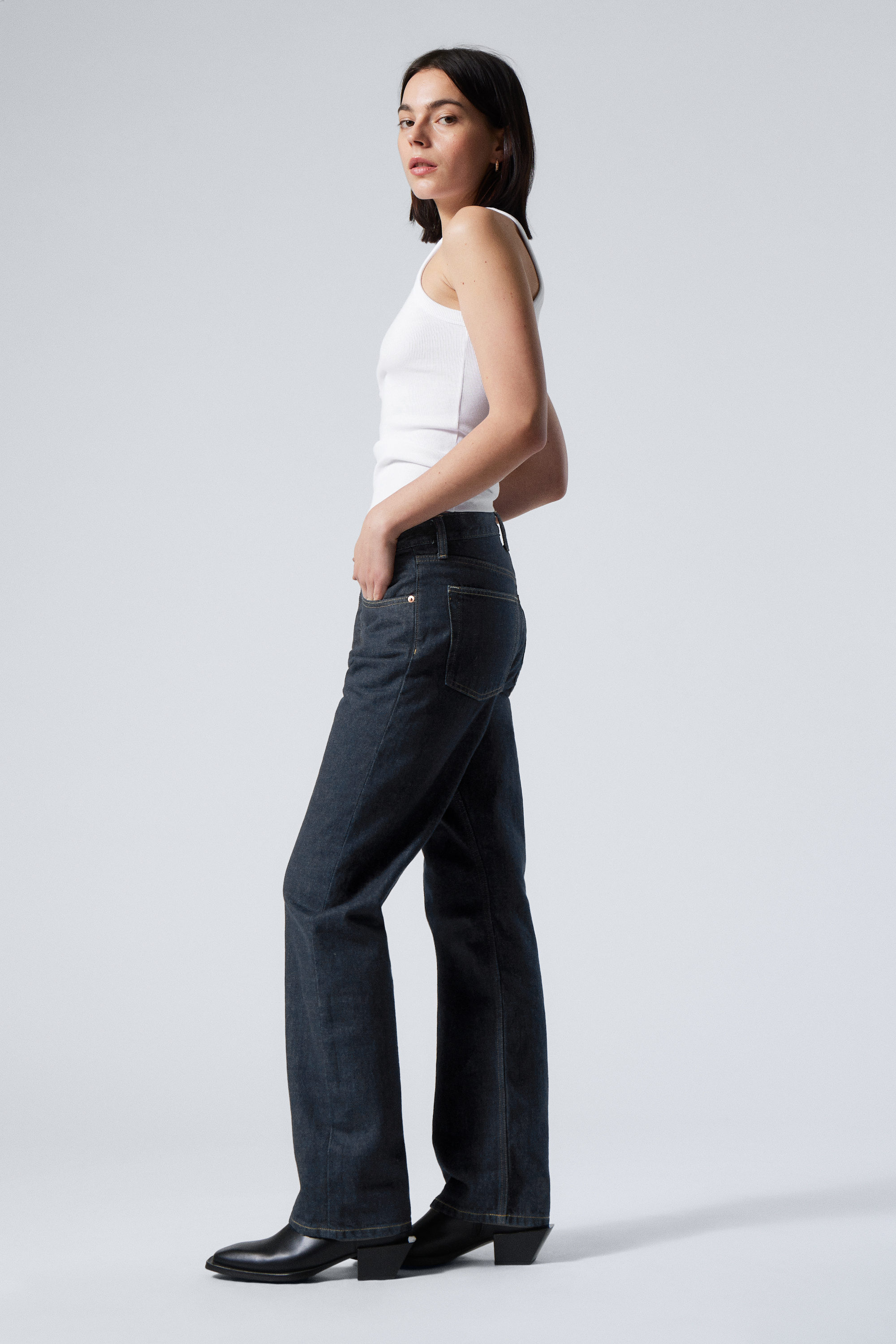 Blue Rinse - Orbit Mid Waist Regular Straight Leg Jeans - 4