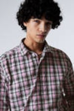 Rosa kariert - Entspanntes kariertes Langarmshirt - 0